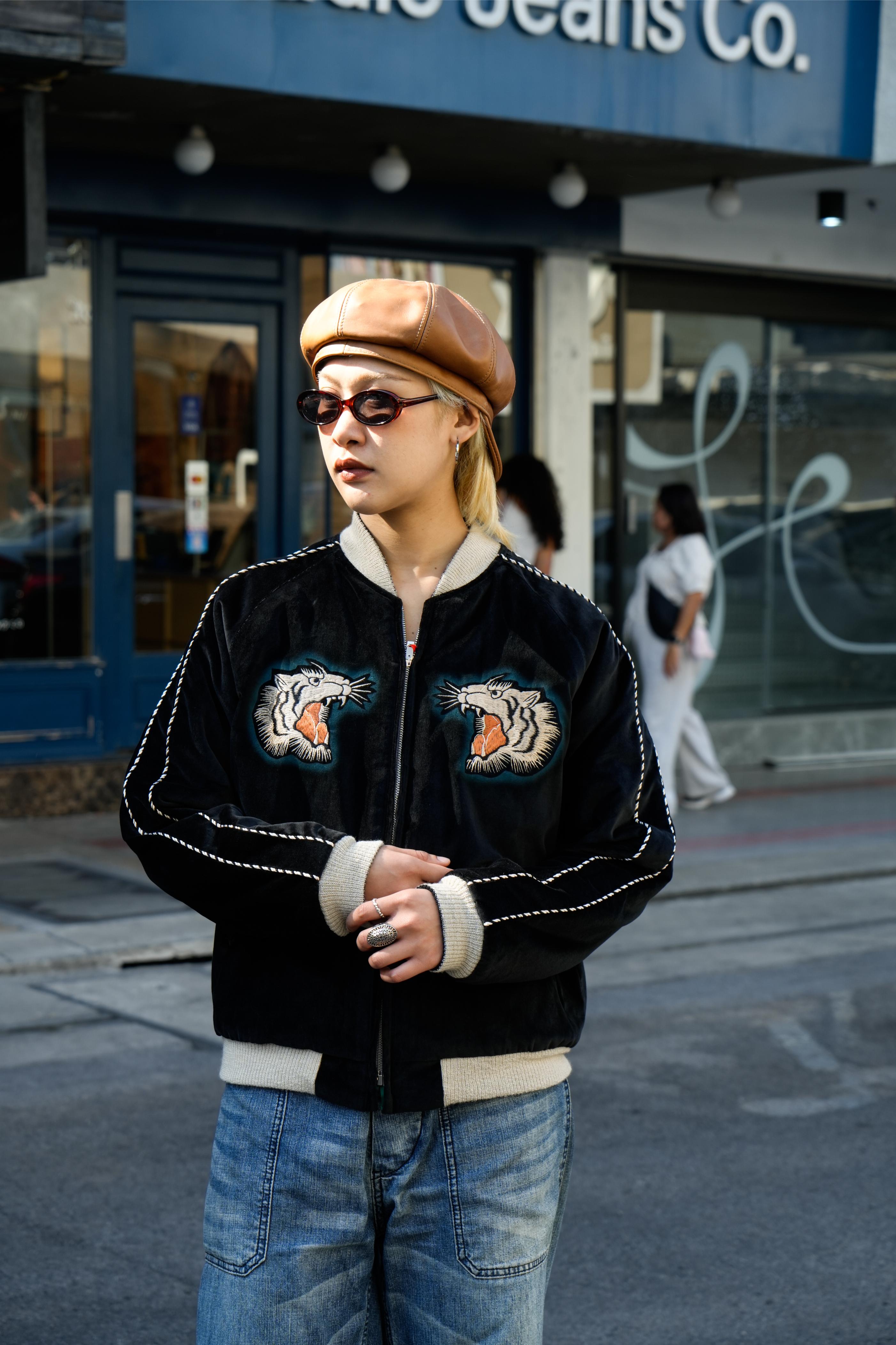 TT15809-119 Mid 1950s Style Velveteen × Acetate Quilted Souvenir Jacket “Stencil Paint” TOYO ENTERPRISE 60th Anniversary Special Edition “TIGER HEAD” × “EAGLE” - BLACK/GREEN