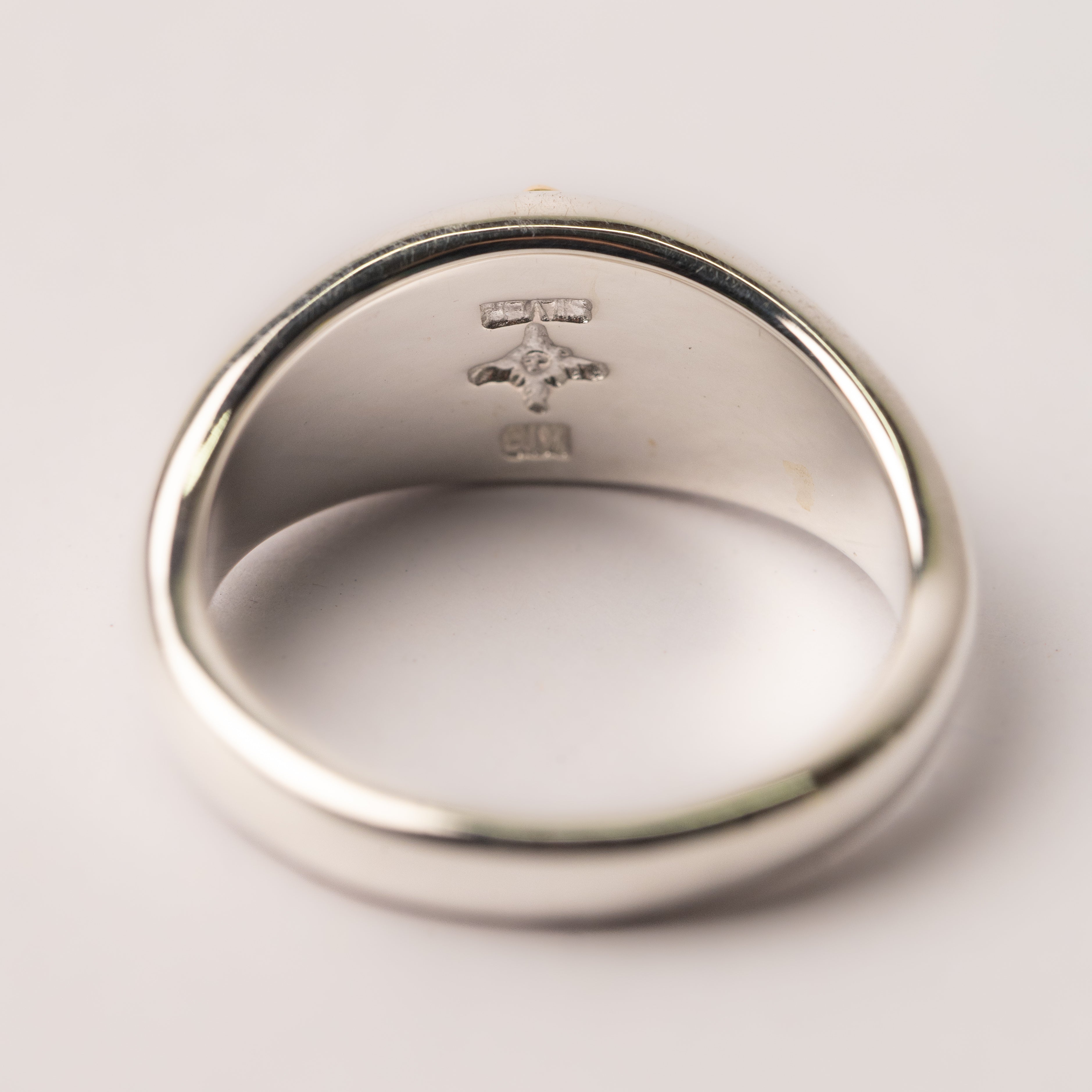 R-168 Oval seal ring with K18