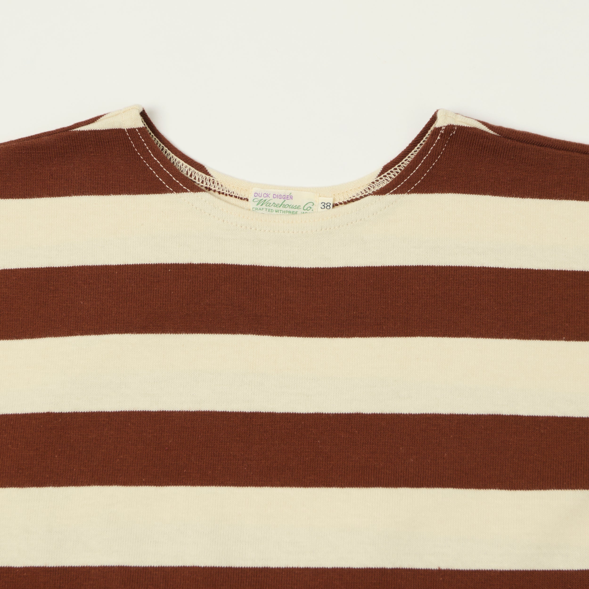 4051 7/8 SLEEVE 2-INCH BORDER TEE - BROWN/NATURAL