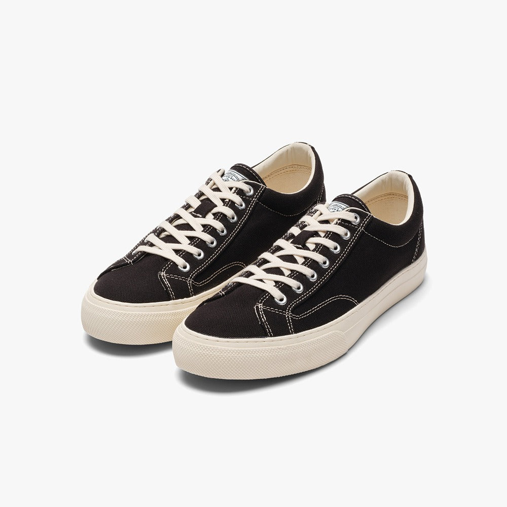 B-02 - BLACK