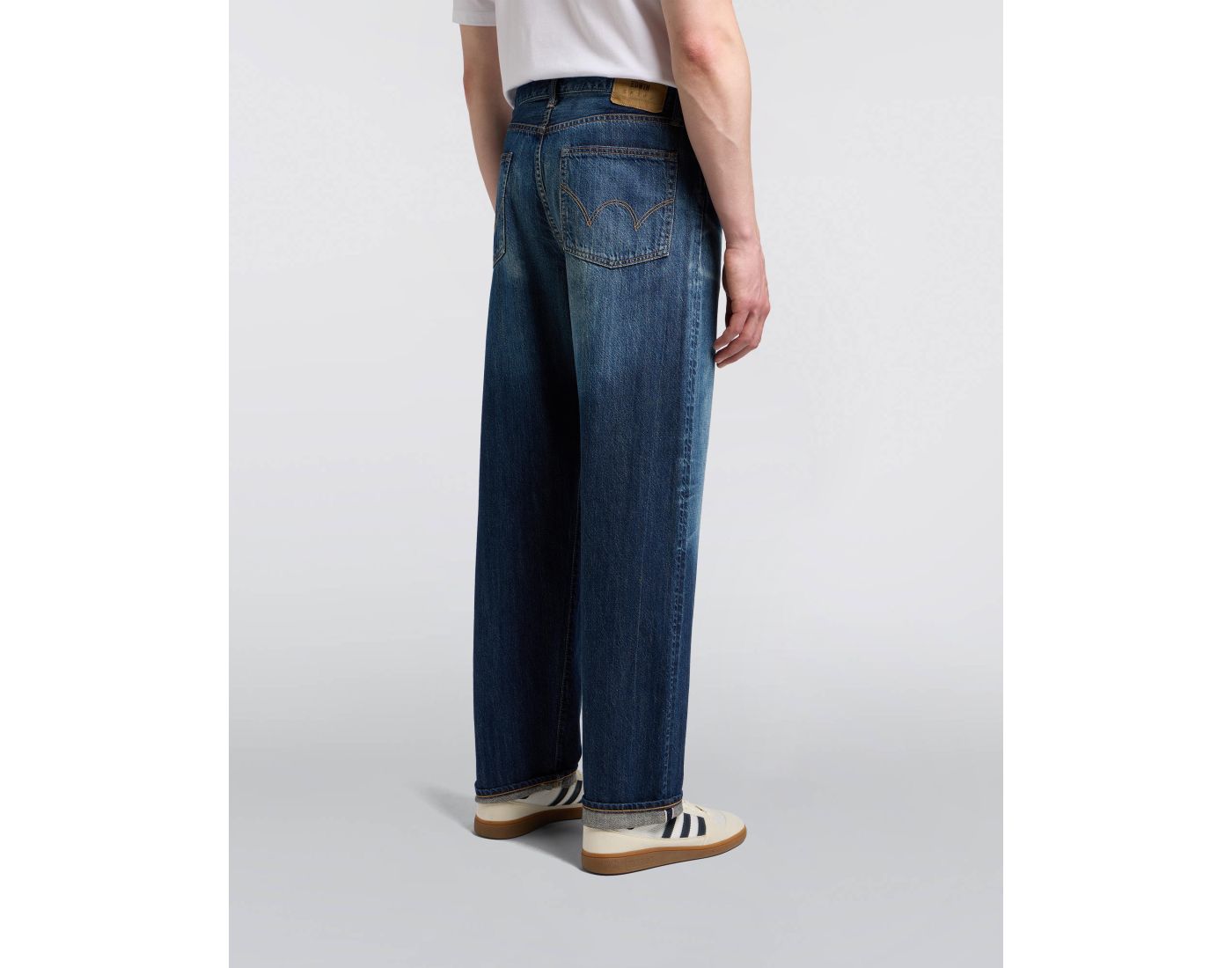 EEU104-826M LOOSE FIT (DARK USED) - BLUE