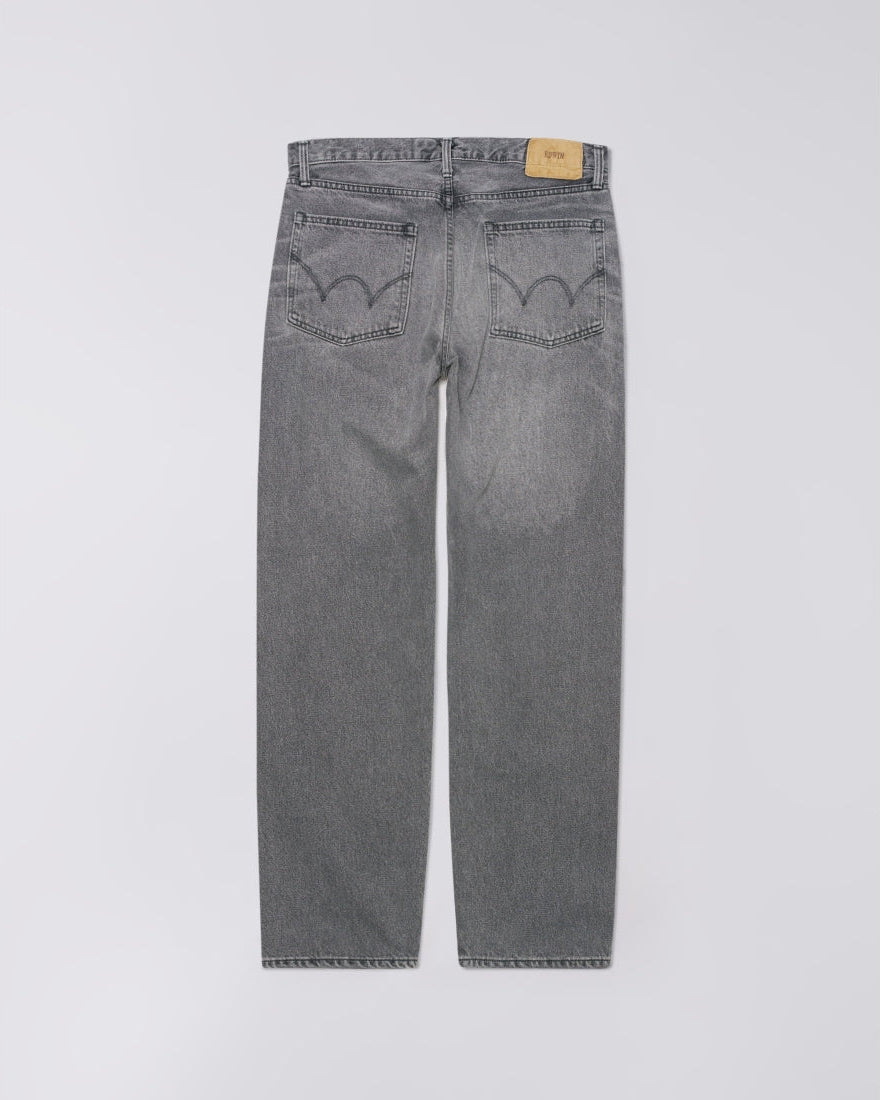 EU104Z-402 LOOSE FIT - BLACK LIGHT USED