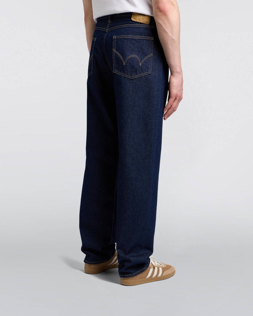 EU104Z-900 LOOSE FIT - BLUE RINSED