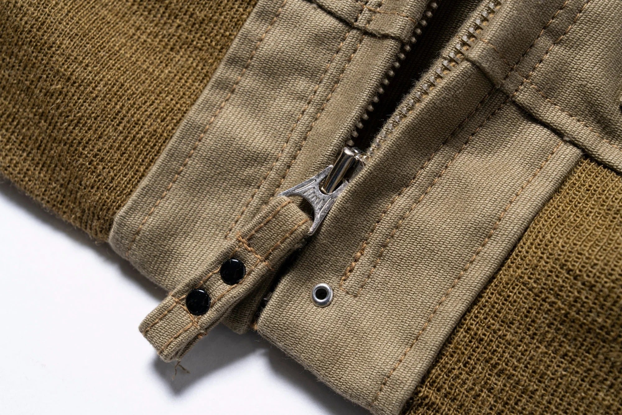 MJ25120 TYPE 37J1B / USN - KHAKI