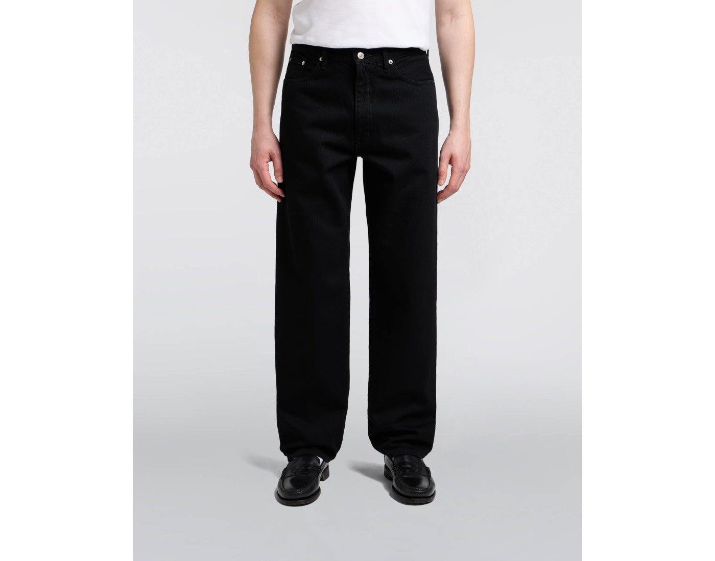 EU104Z-472 LOOSE FIT - BLACK DARK USED