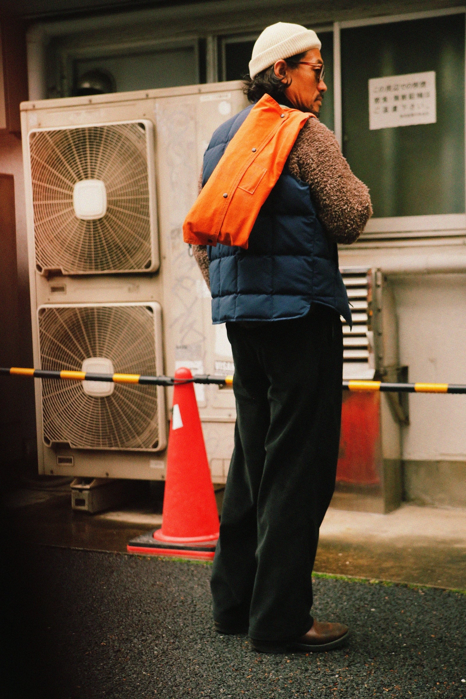 MP25105 DOUBLE-PLEAT CORDUROY TROUSERS - BLACK