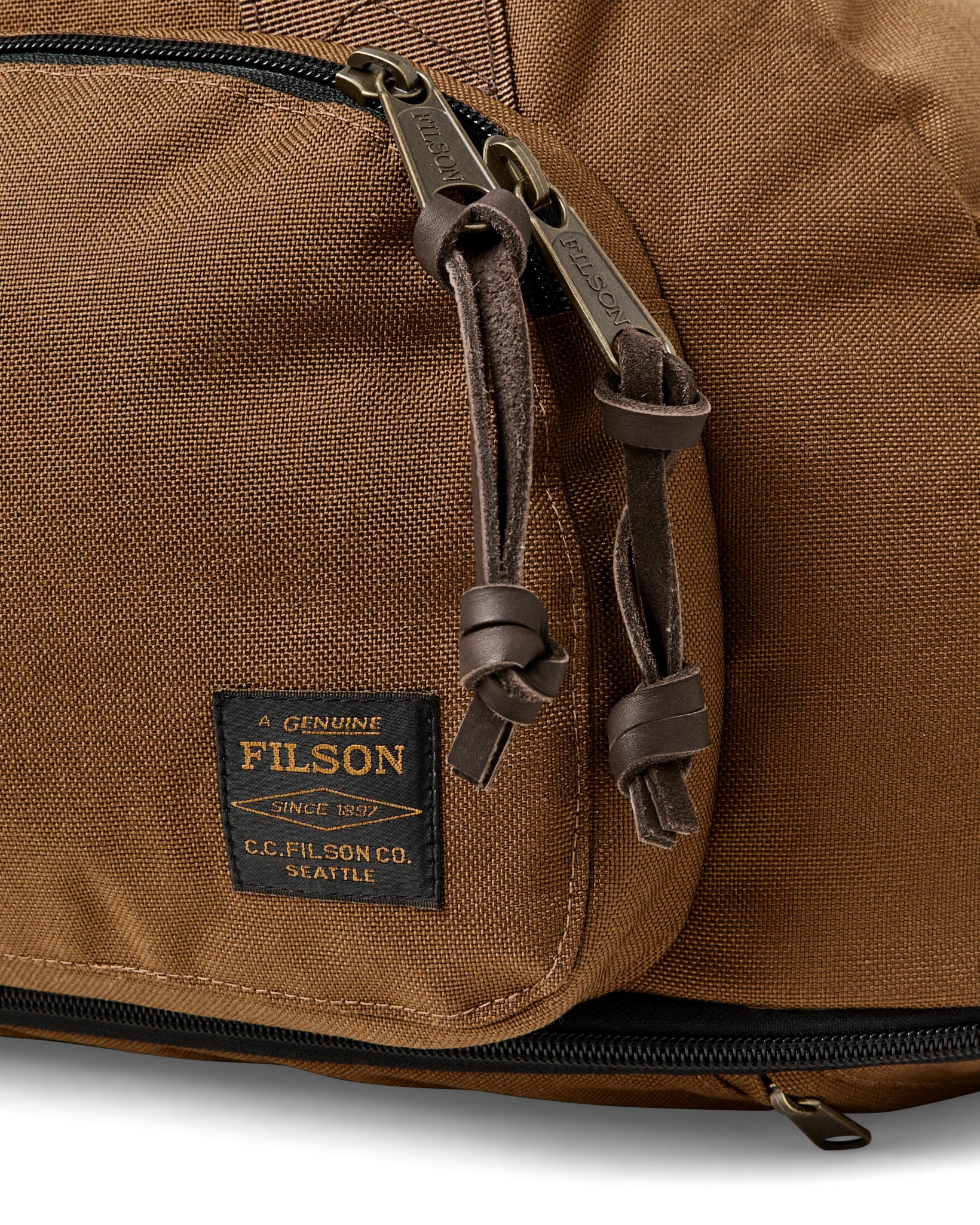 DRYDEN DUFFLE PACK - WHISKEY