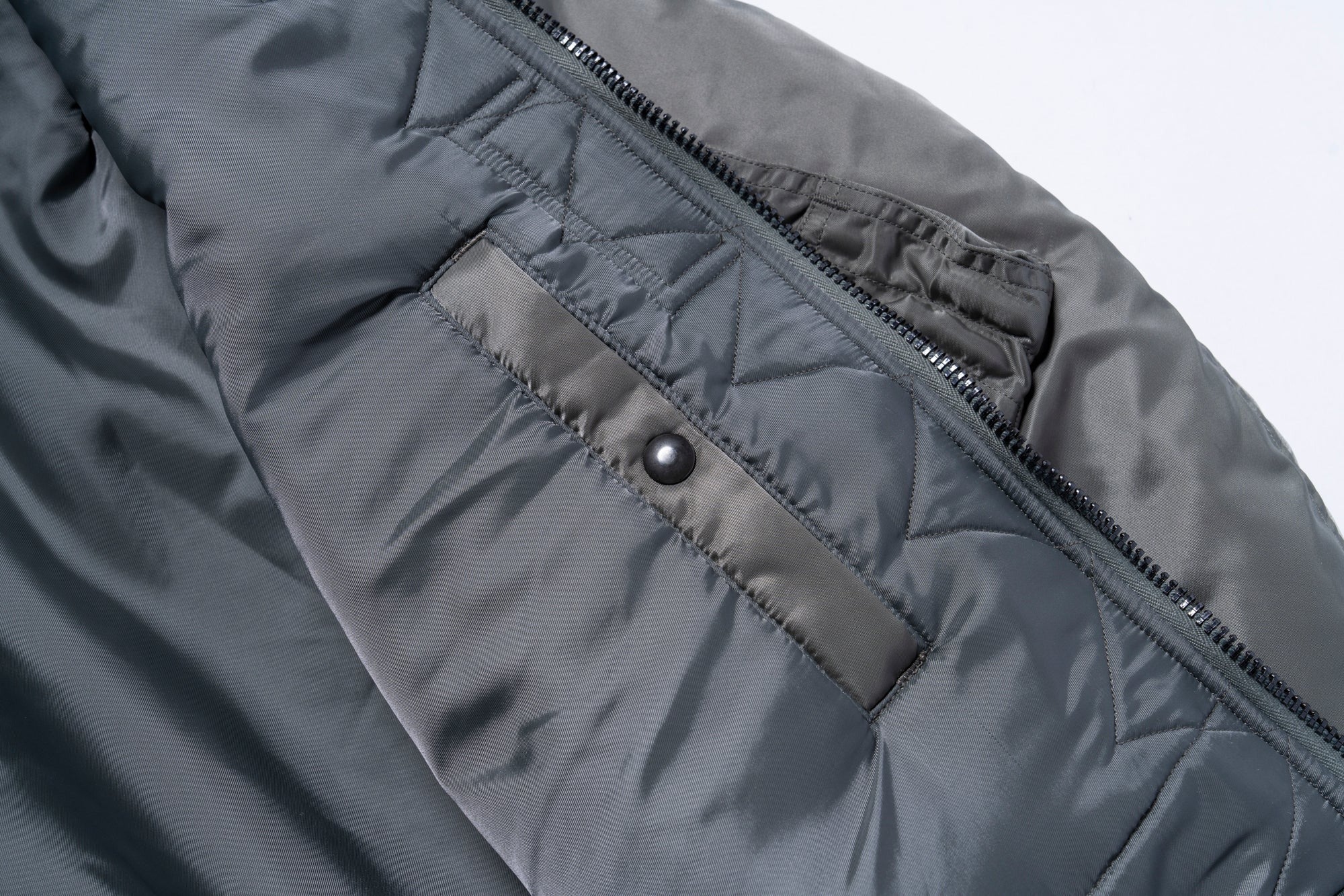 MJ25113 TYPE MA-1 REAL McCOY MFG. CO. / DECAL - SAGE GREEN