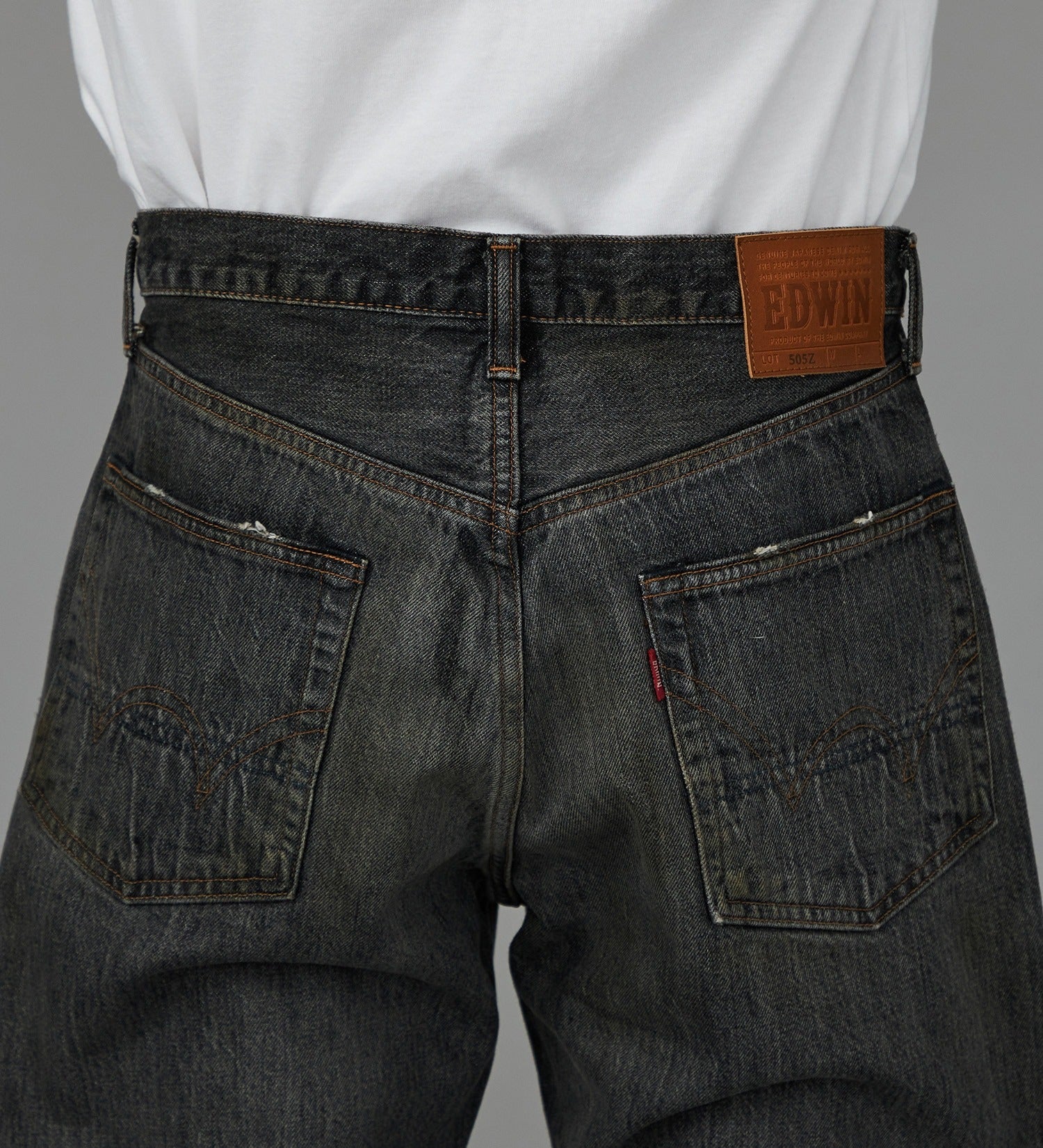 E50540-182 505Z WIDE STRAIGHT - BLACK DENIM 2