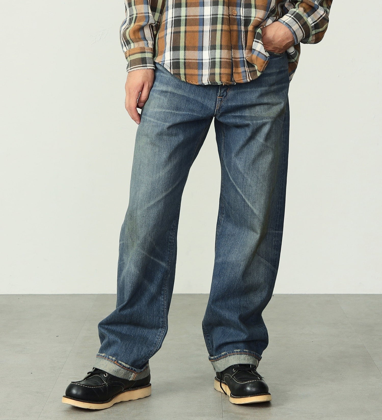 E50540-146 505Z WIDE STRAIGHT - MEDIUM BLUE