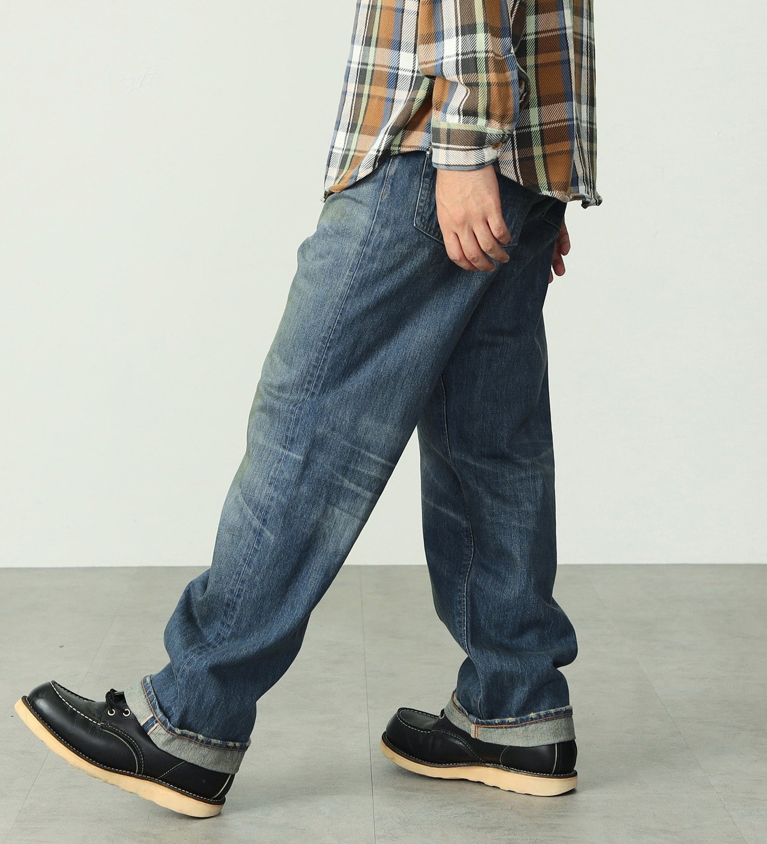 E50540-146 505Z WIDE STRAIGHT - MEDIUM BLUE