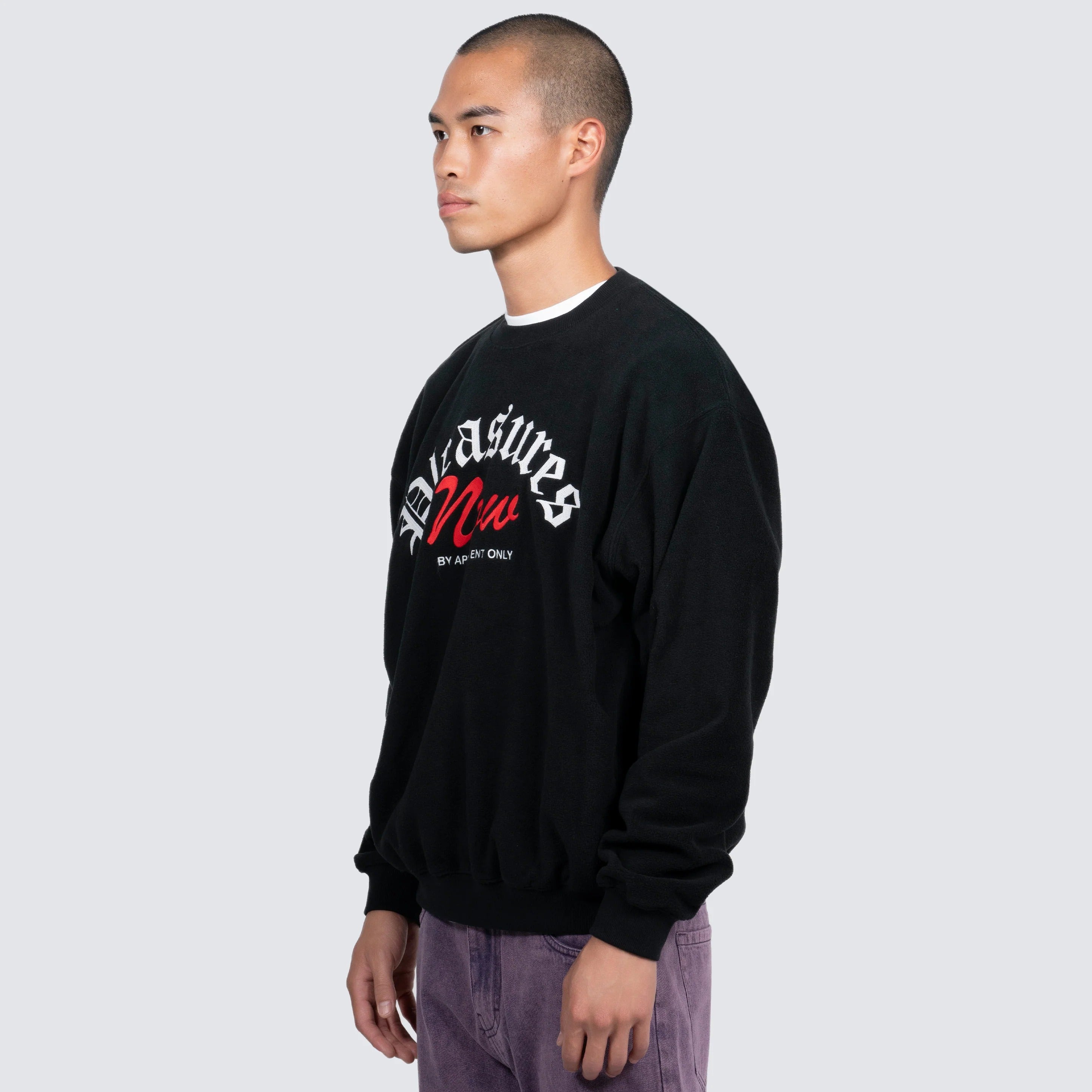 APPOINTMENT FLEECE CREWNECK - BLACK