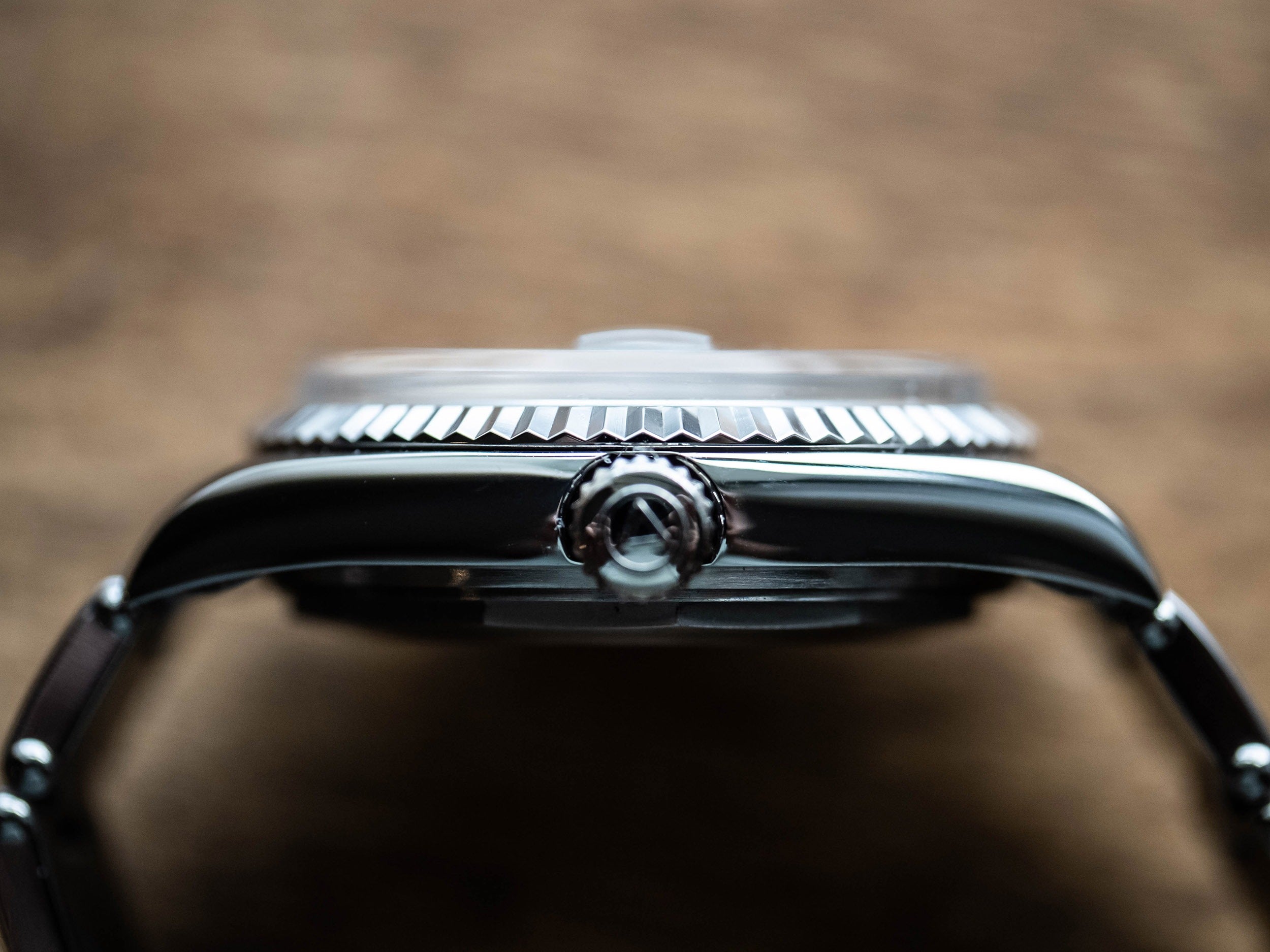CABOCHON - GLOSSY SKY BLUE DIAL
