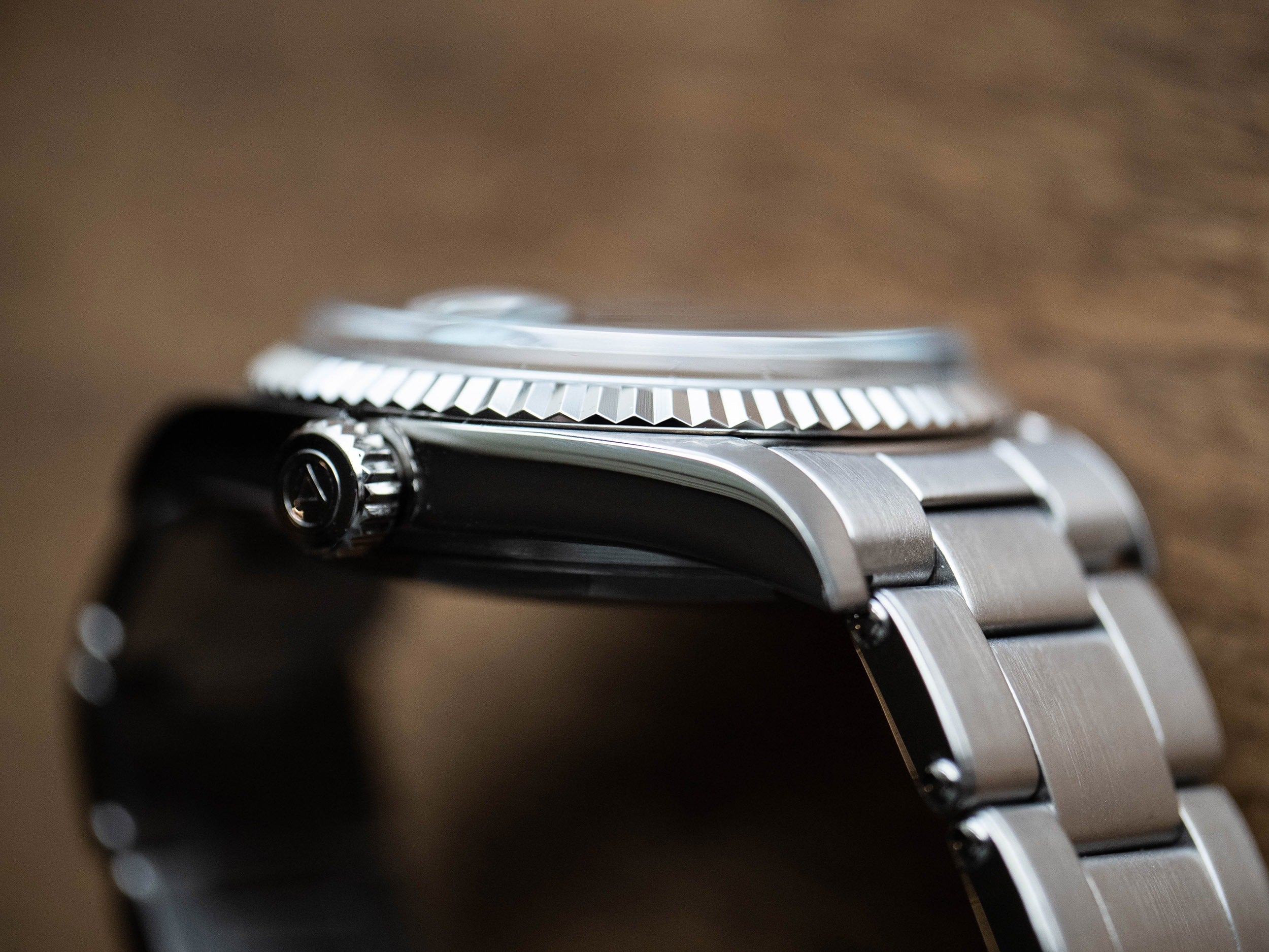 CABOCHON - GLOSSY SKY BLUE DIAL