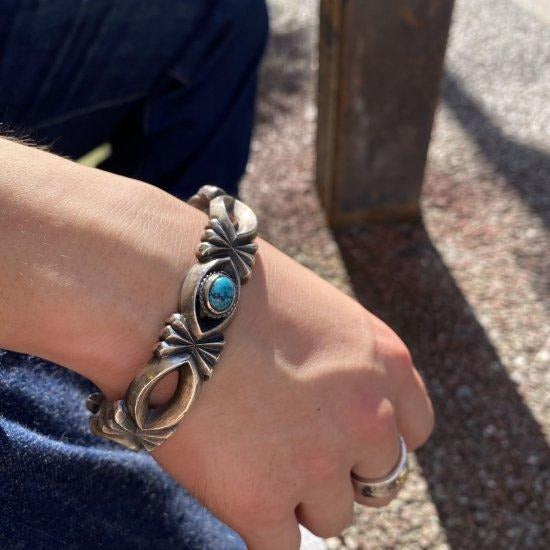 BR-263 Butterfly with turquoise Sandcast M Bangle