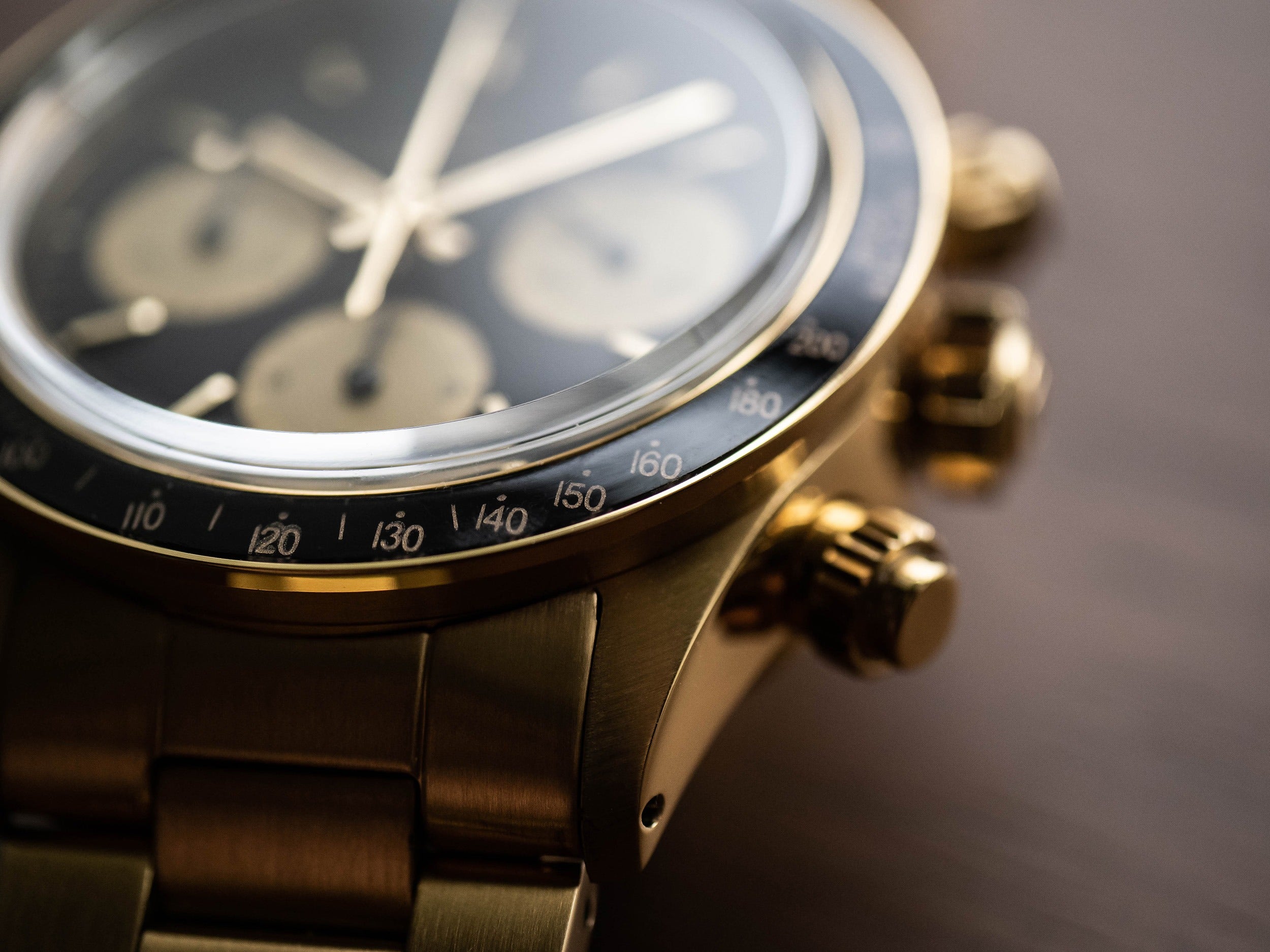 MONTANA - GOLD PLATING EDITION/BLACK DIAL
