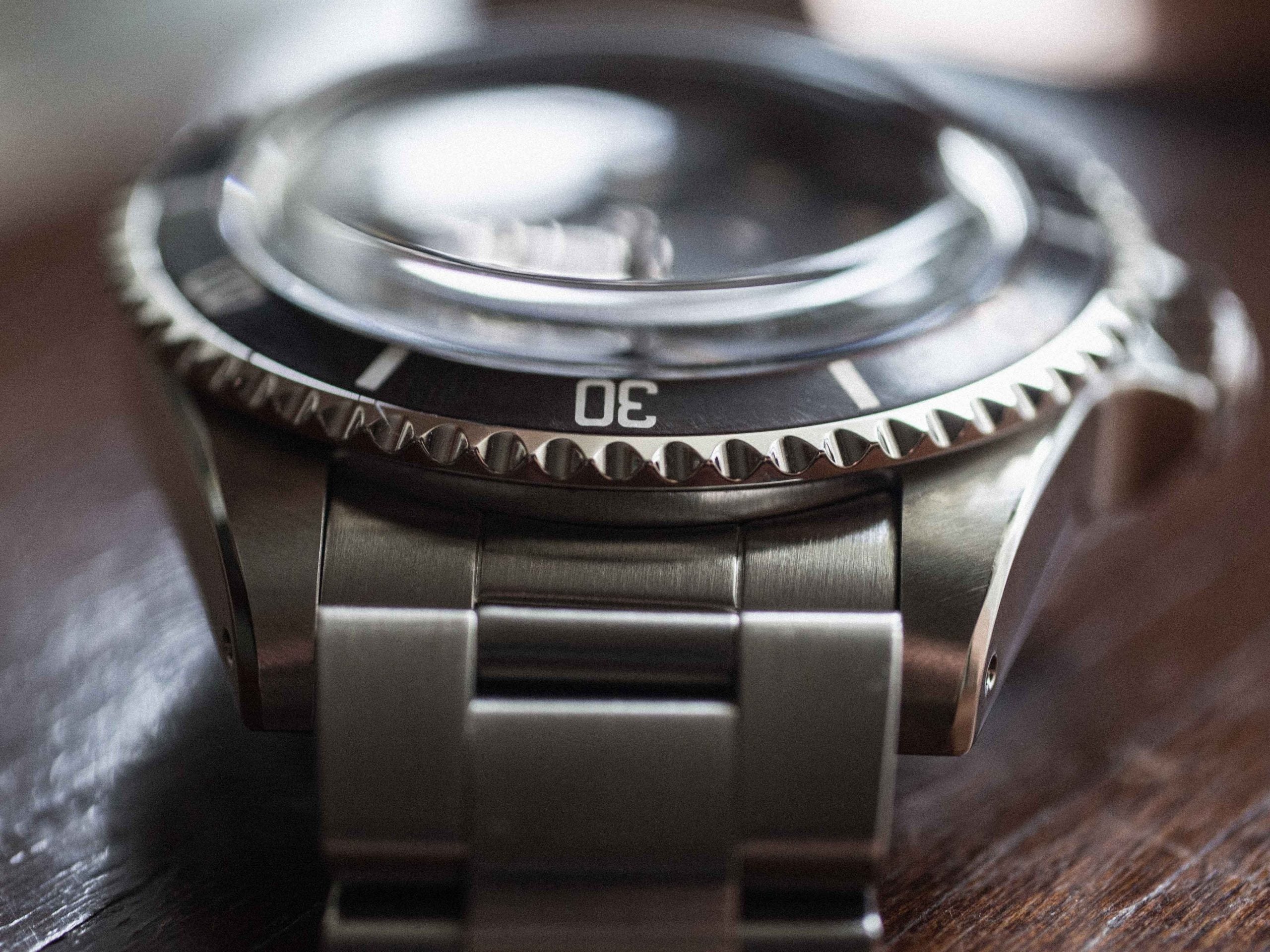 ROYAL MARINE - BLACK DIAL / AGED EDITION