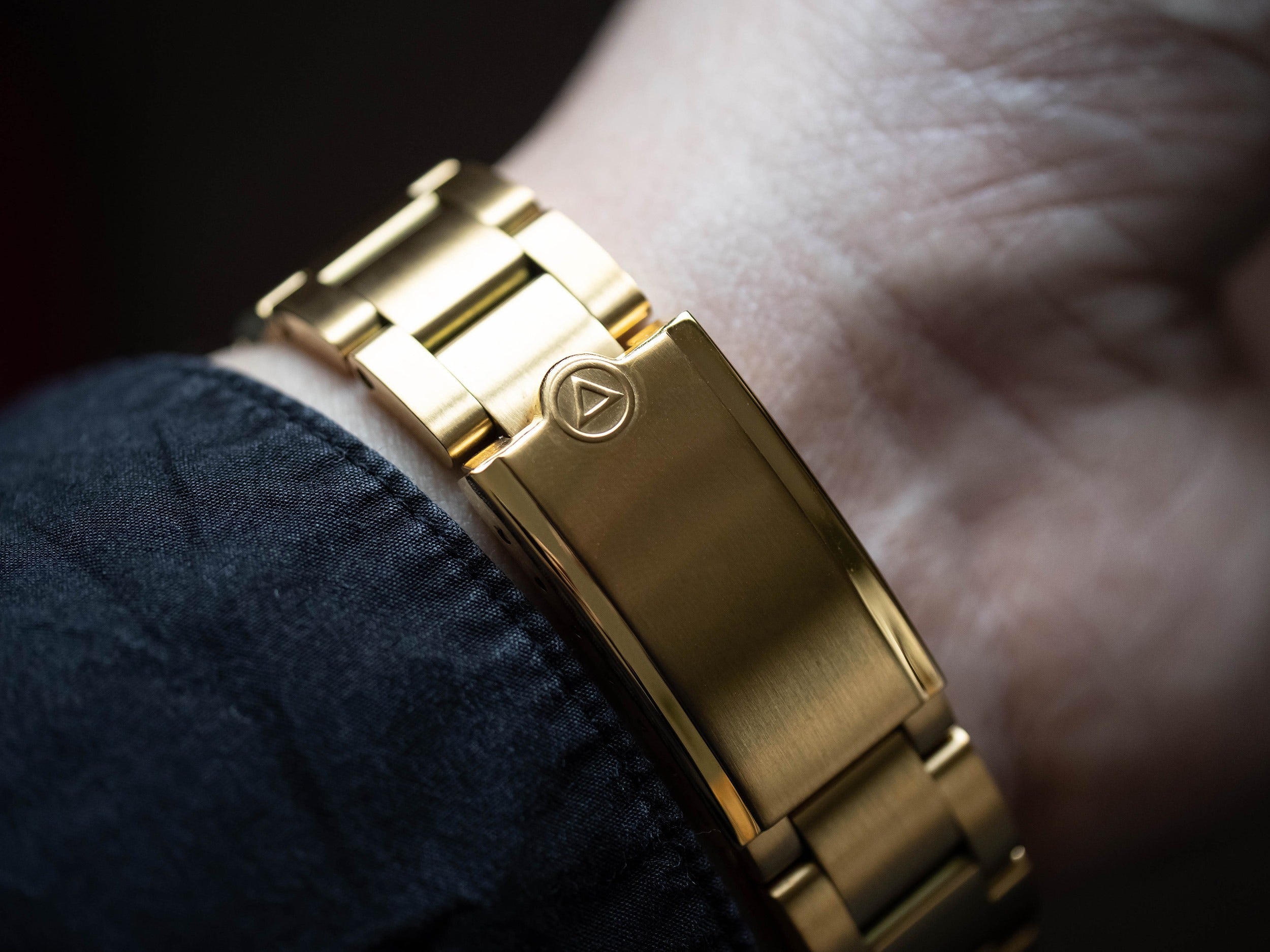 MONTANA - GOLD PLATING EDITION/BLACK DIAL