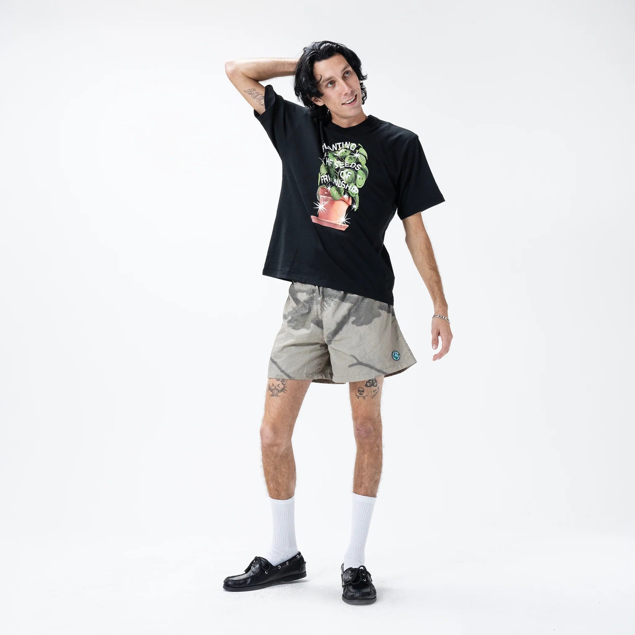 SMILEY SEEDS OF FRIENDSHIP T-SHIRT - BLACK