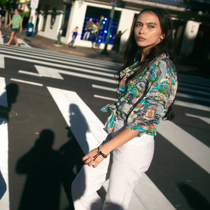 1155 Land of Aloha - GREY