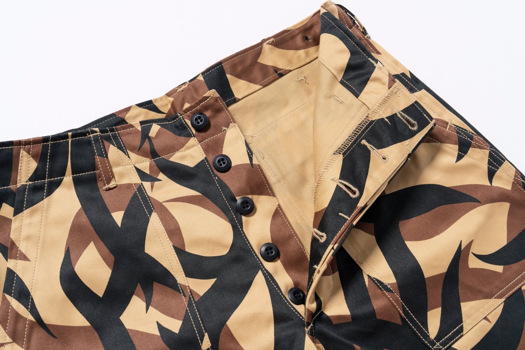 MP25010 TRIBAL CAMOUFLAGE COMBAT TROUSERS - BEIGE
