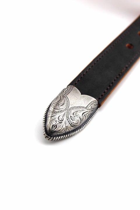 DH5746 - V. BLACK