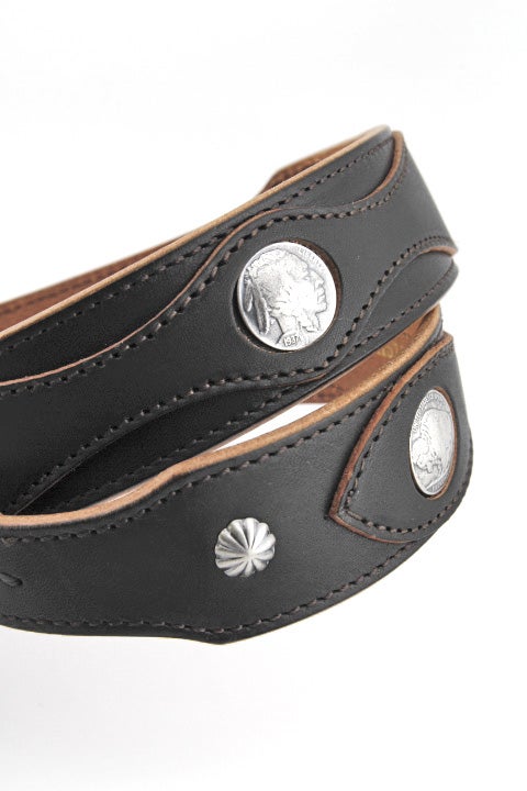 DH5746 - V. BLACK