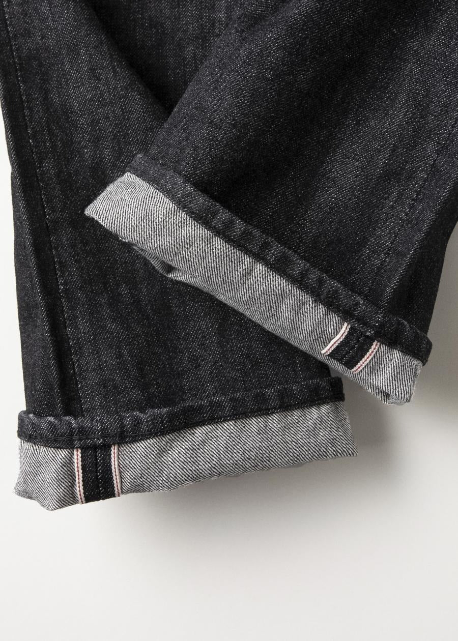 1101BK Srtaight Black Selvedge Denim - Black