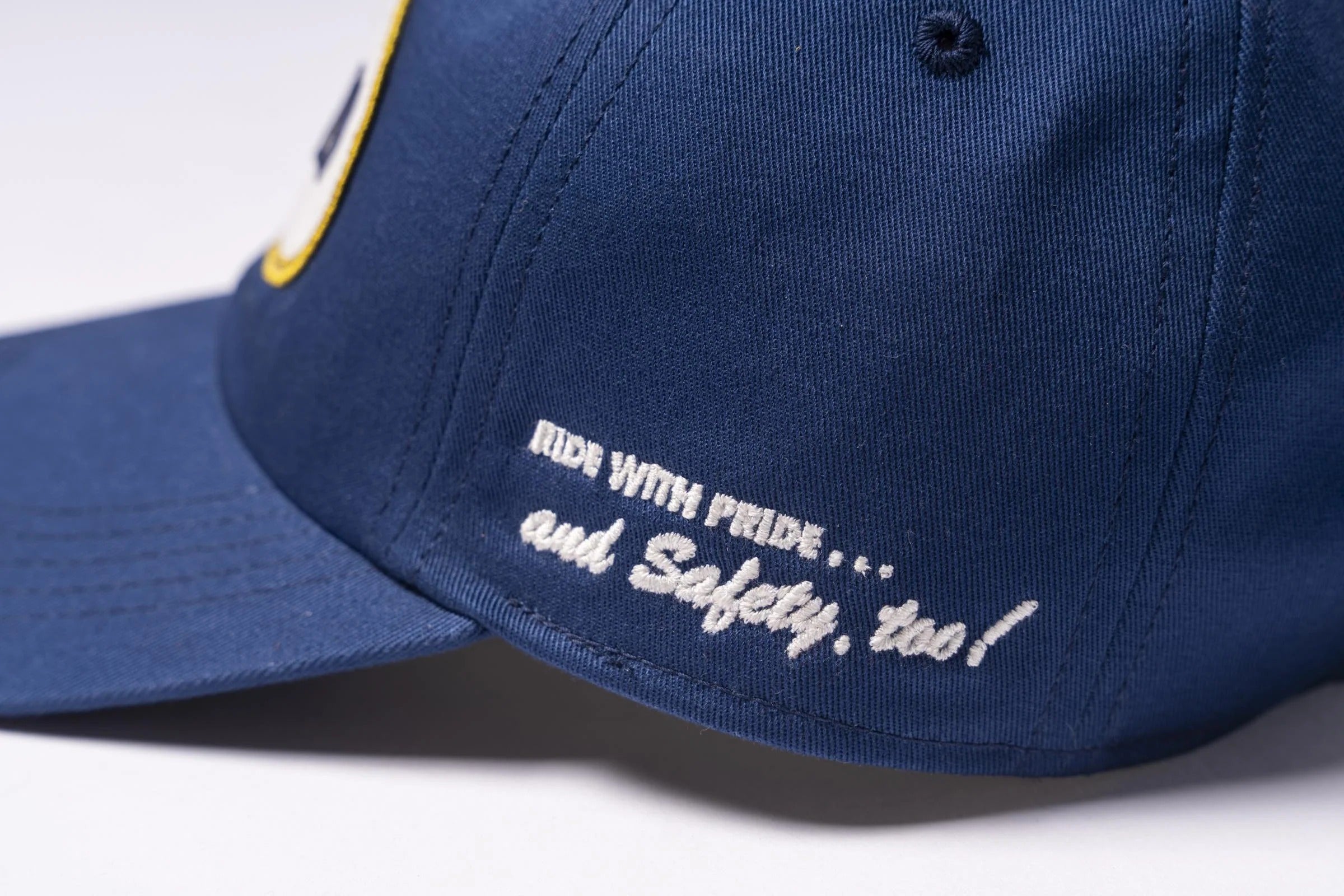 BA24102 BUCO LOGO CAP / OVAL - COBALT