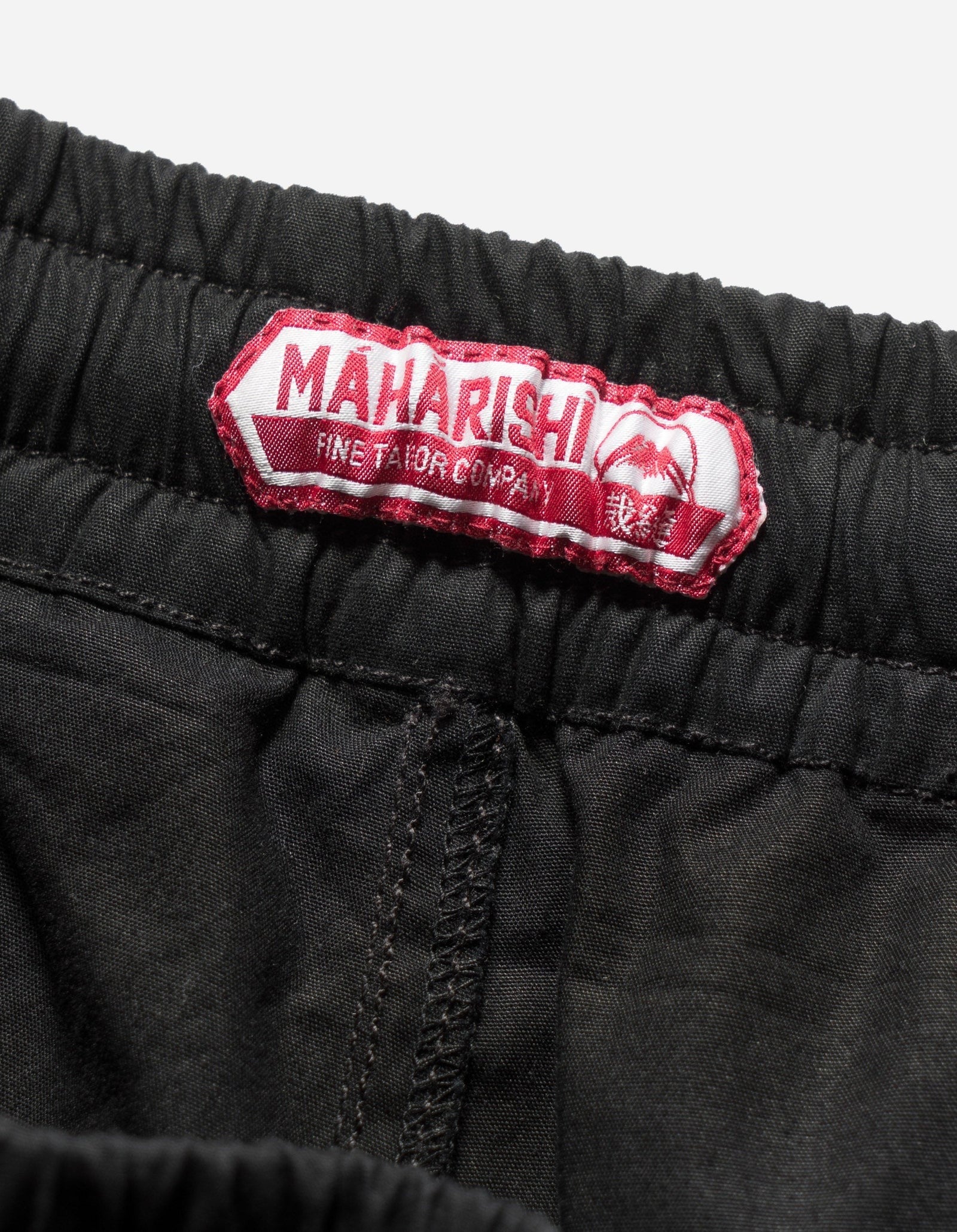 6056 ASYM HAKAMA SHORTS - BLACK