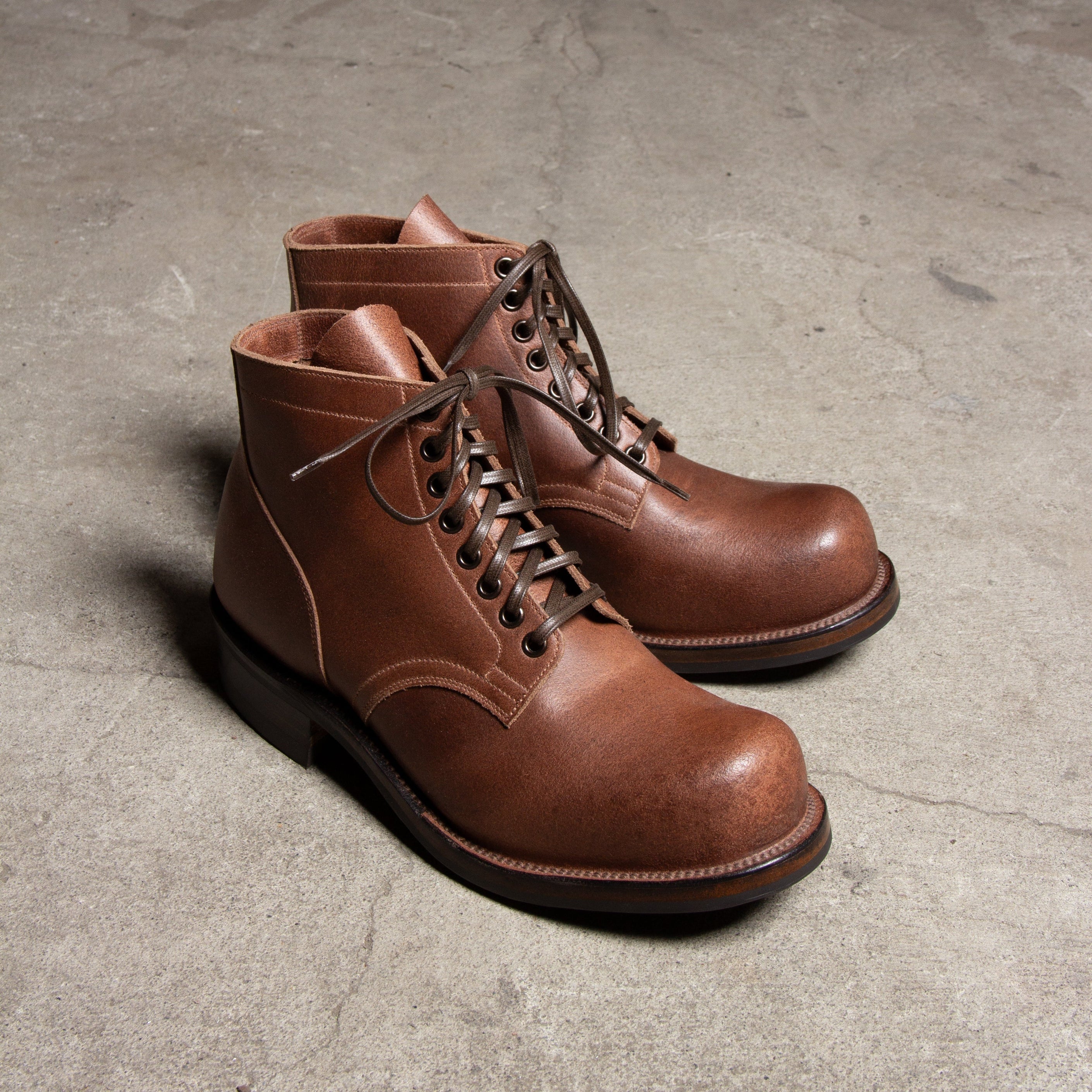 SB310 HRWN - Bracken Latigo Waxed Flesh