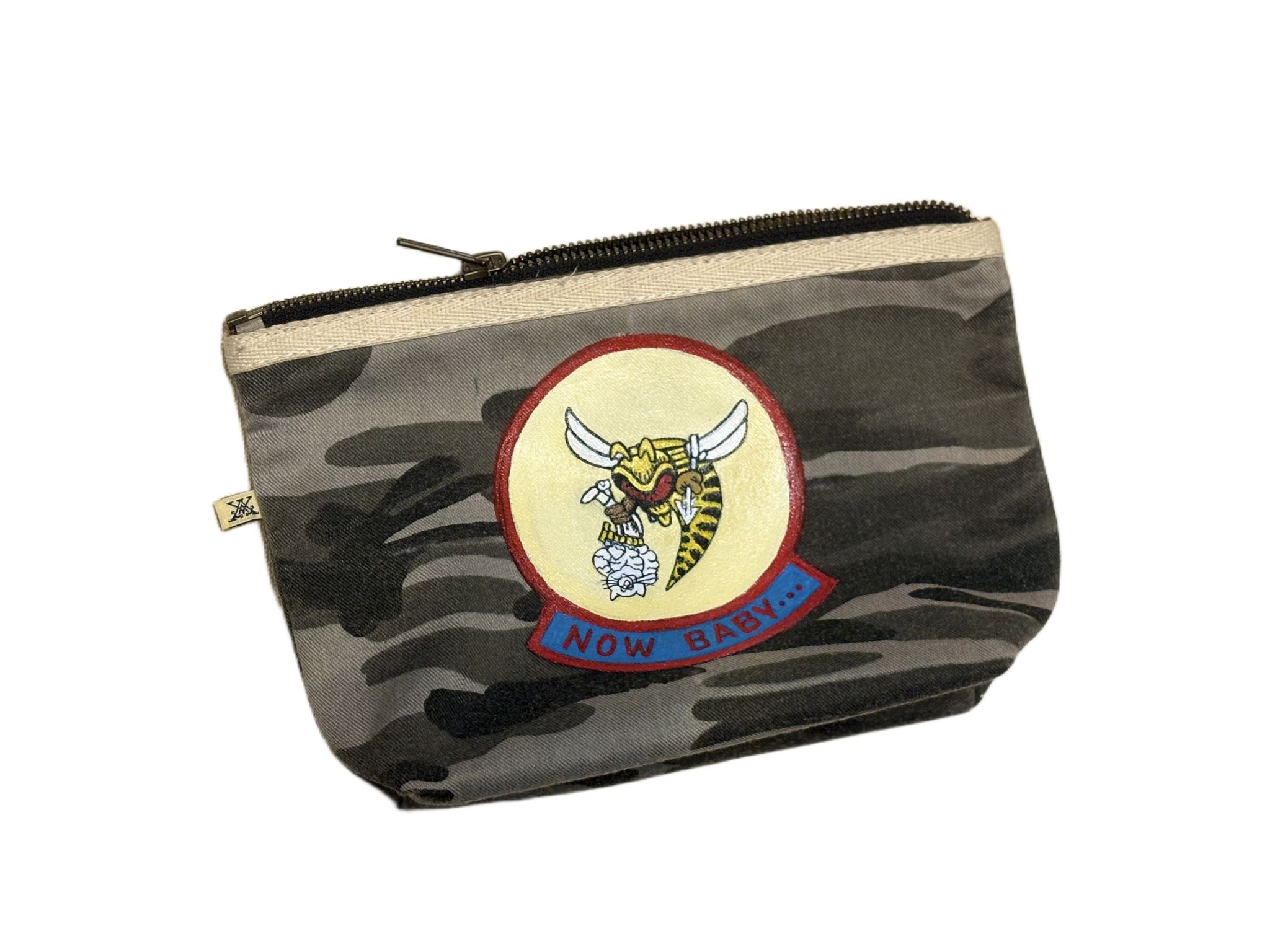 AK/PR/LOT2/ACC/019 Pouch Now Baby patch - GREY CAMO