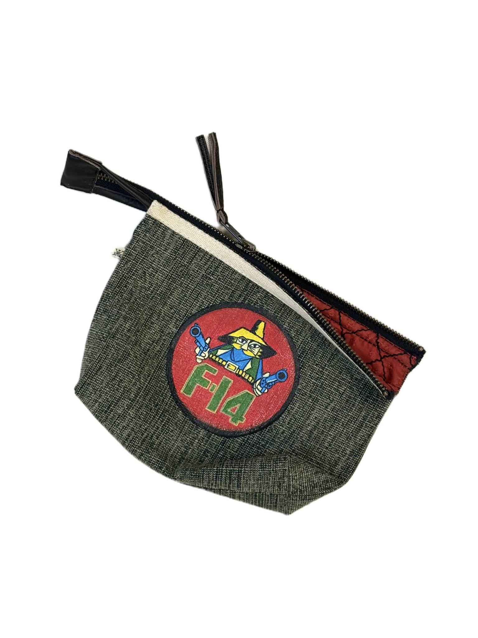 AK/PR/LOT2/ACC/024 Pouch F-14 patch - GREY