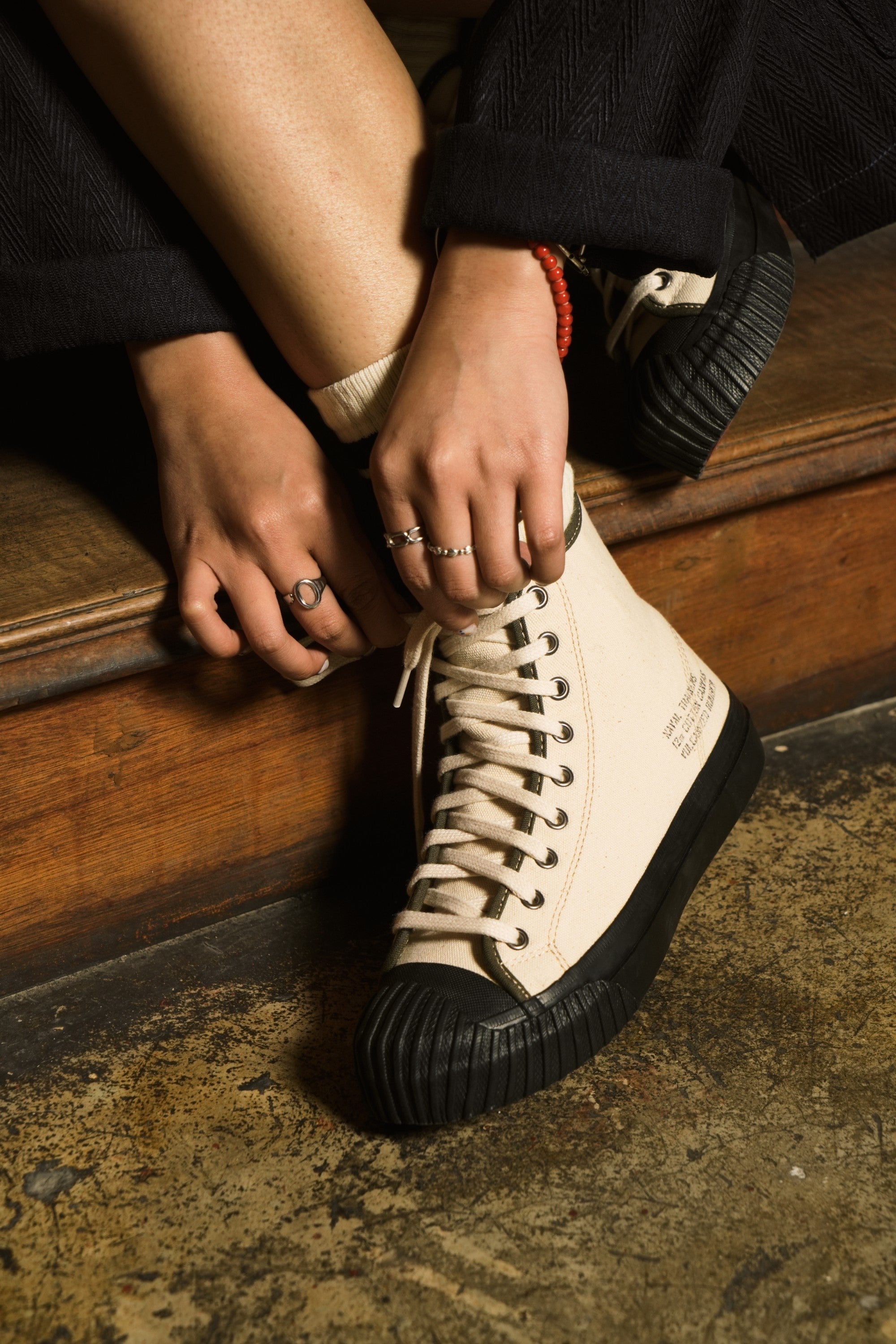 NAVAL TRAINERS HI TOP - NATURAL CANVAS
