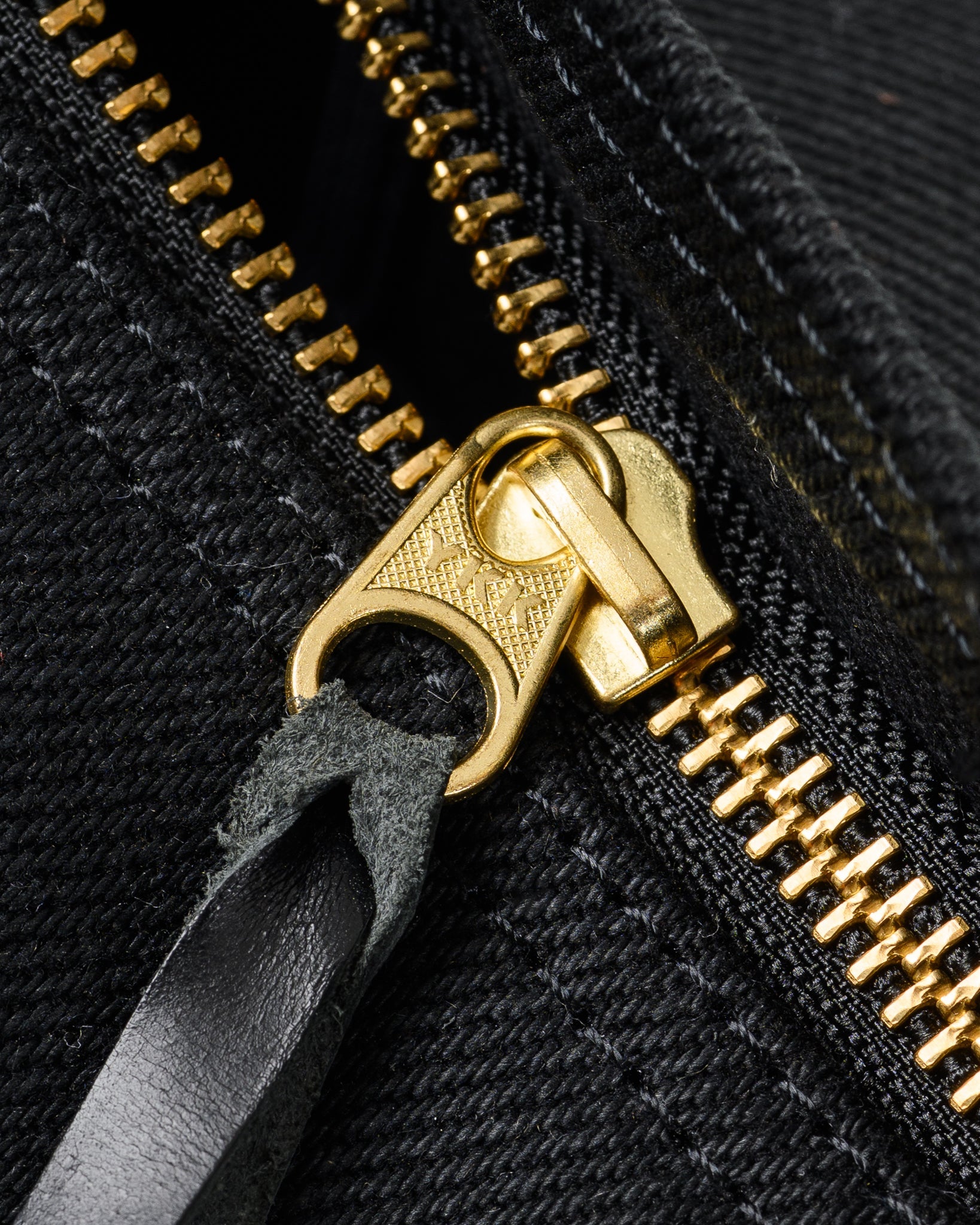 IHE-24-BLK 21oz Denim and Buttero Leather Holdall - BLACK