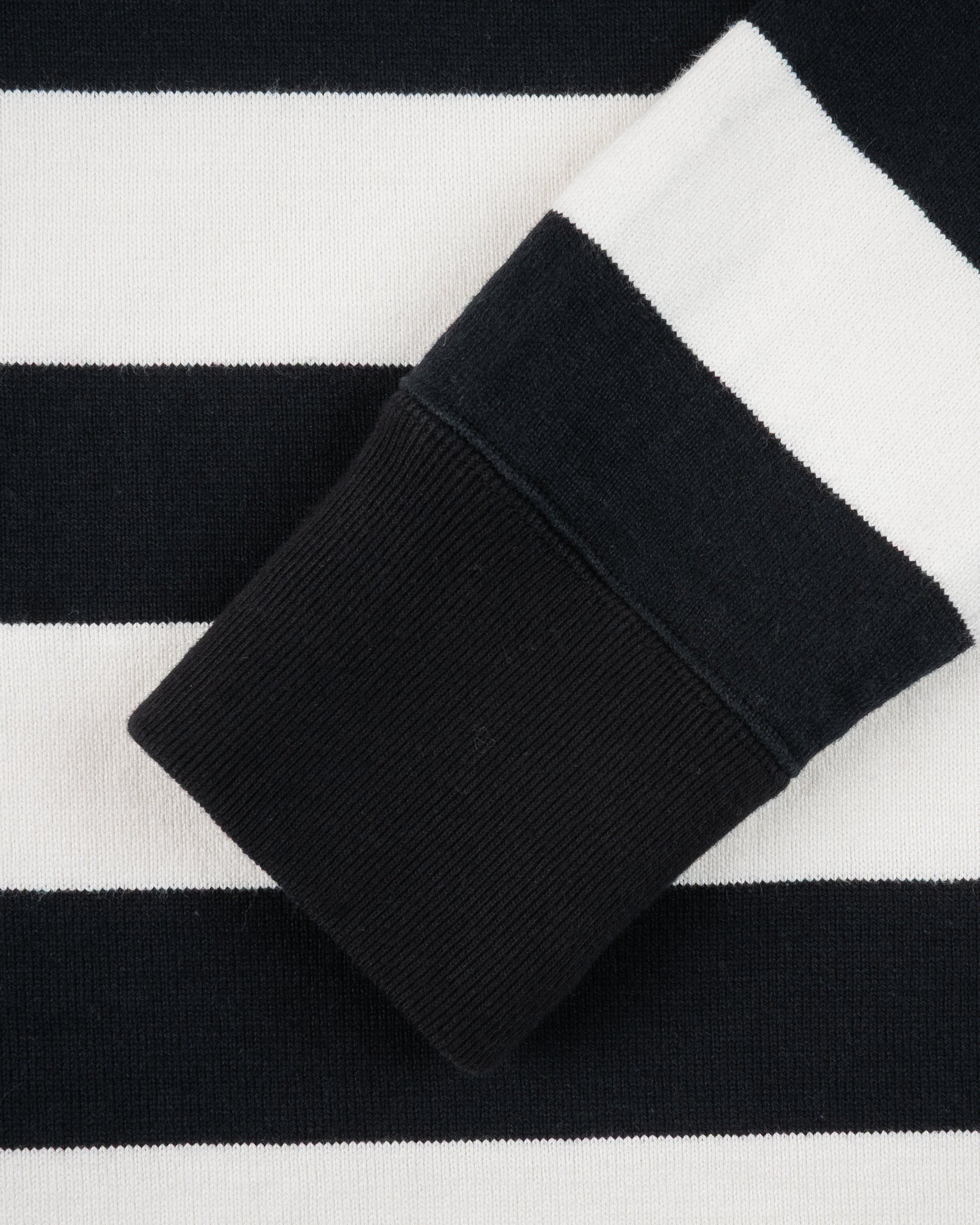 IHTB-01-BLK-WHT 11OZ COTTON KNIT LONG-SLEEVED SWEATER - BLACK/WHITE