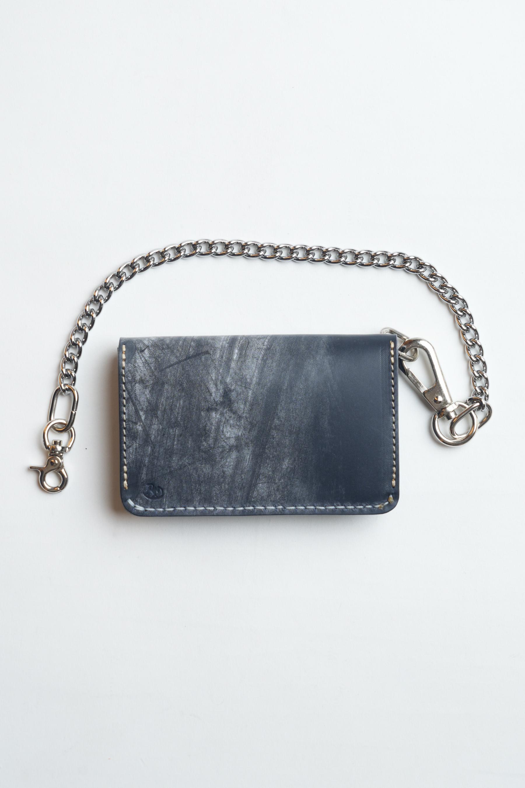 BD-TWM SHORT WALLET WITH CHAIN - BNV