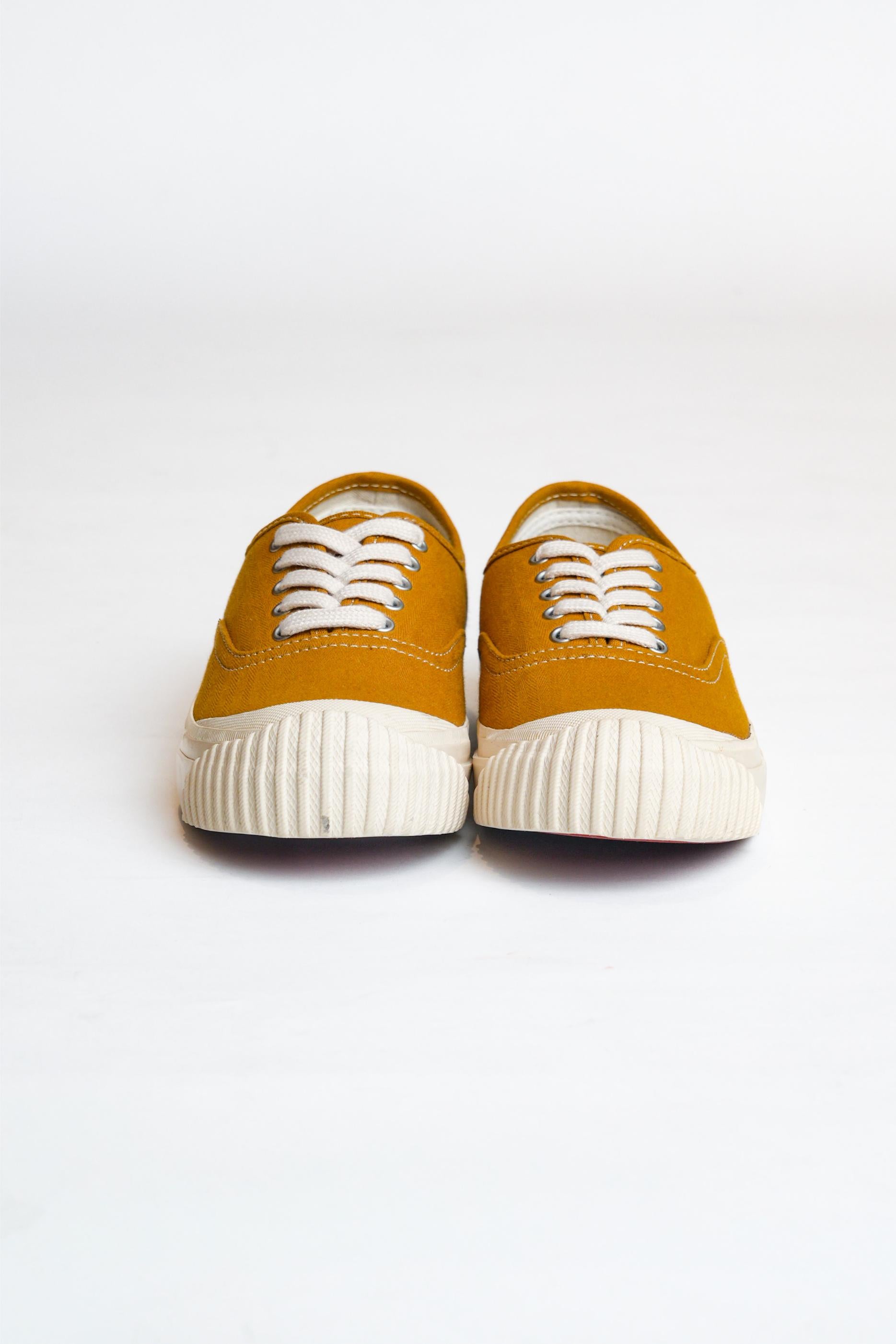DECK WALKER - YELLOW SAND