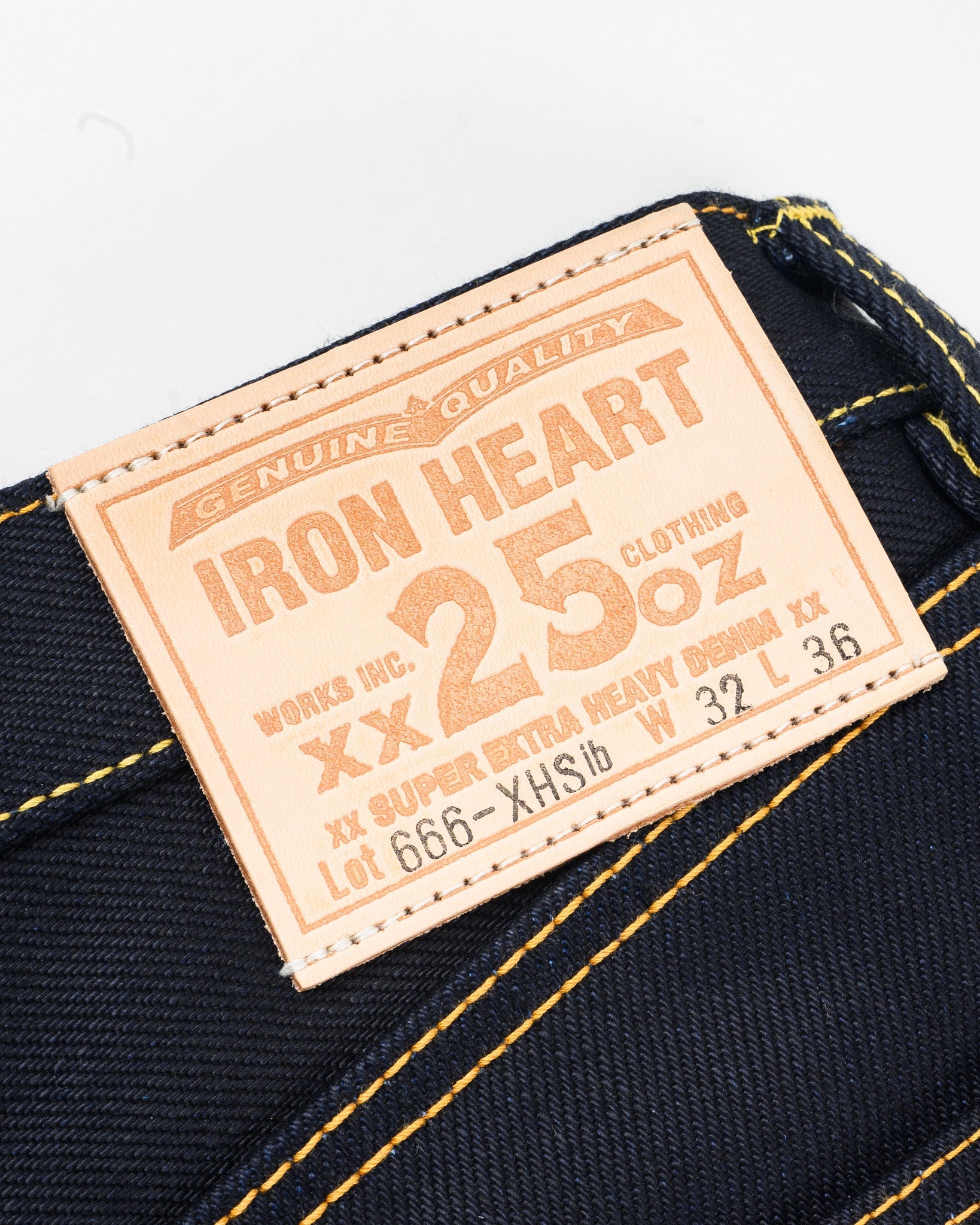 IH-666-XHSib 25OZ SELVEDGE DENIM SLIM STRAIGHT CUT JEANS - INDIGO/BLACK