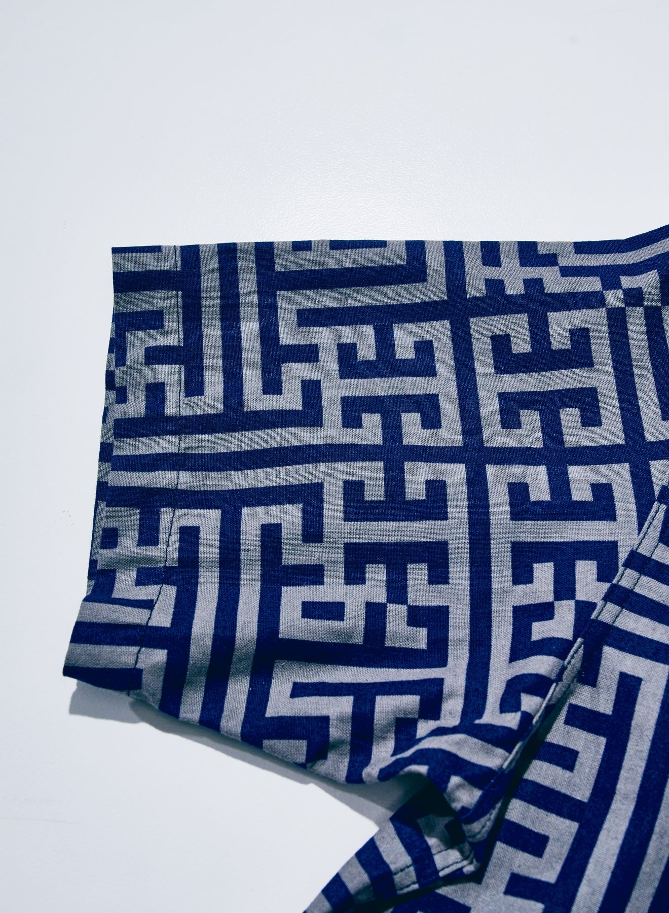 SSA26-02 (Geometric Pattern Aloha Shirt) - NAVY