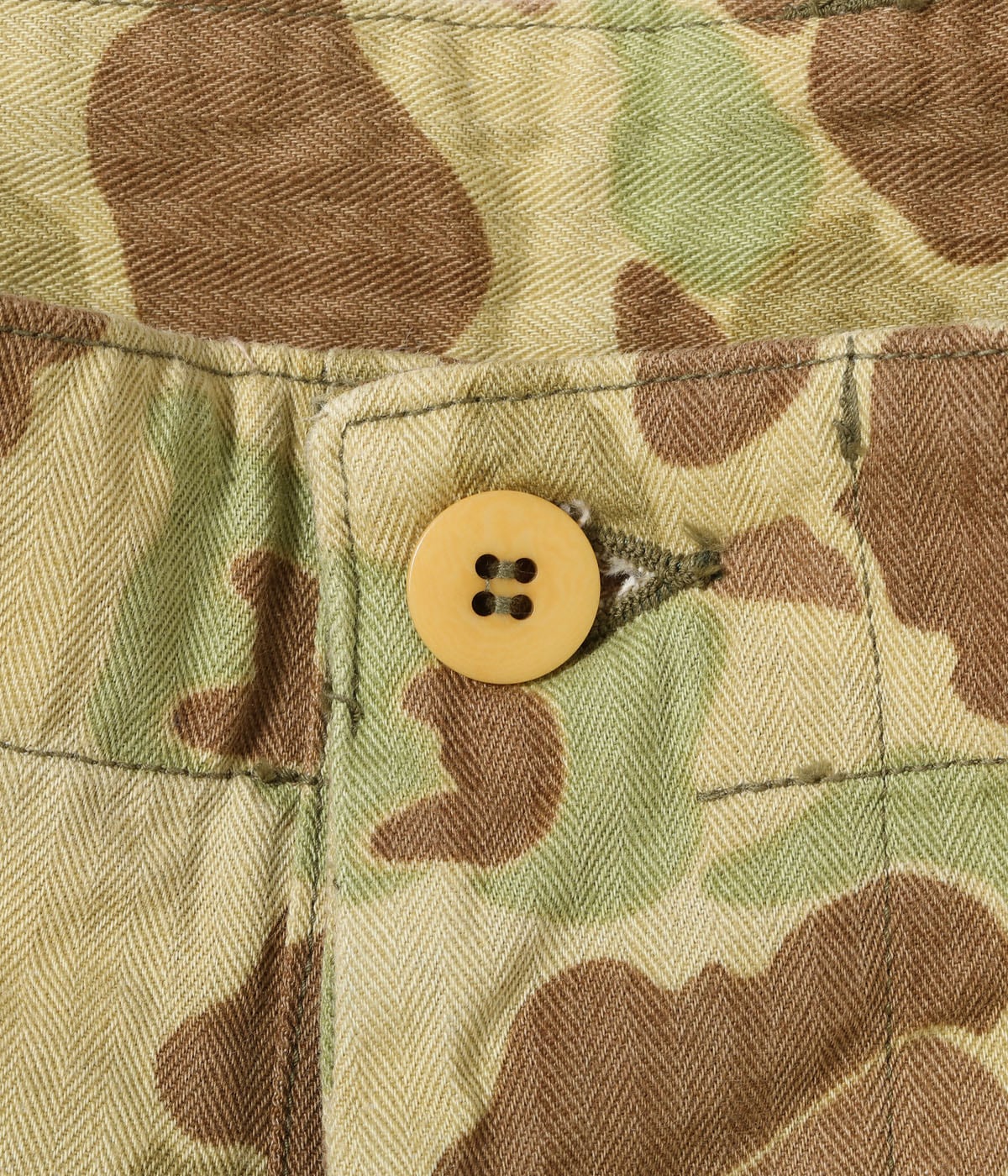 BR52660 TROUSERS, HERRINGBONE TWILL CAMOUFLAGE SHORTS - CAMOUFLAGE