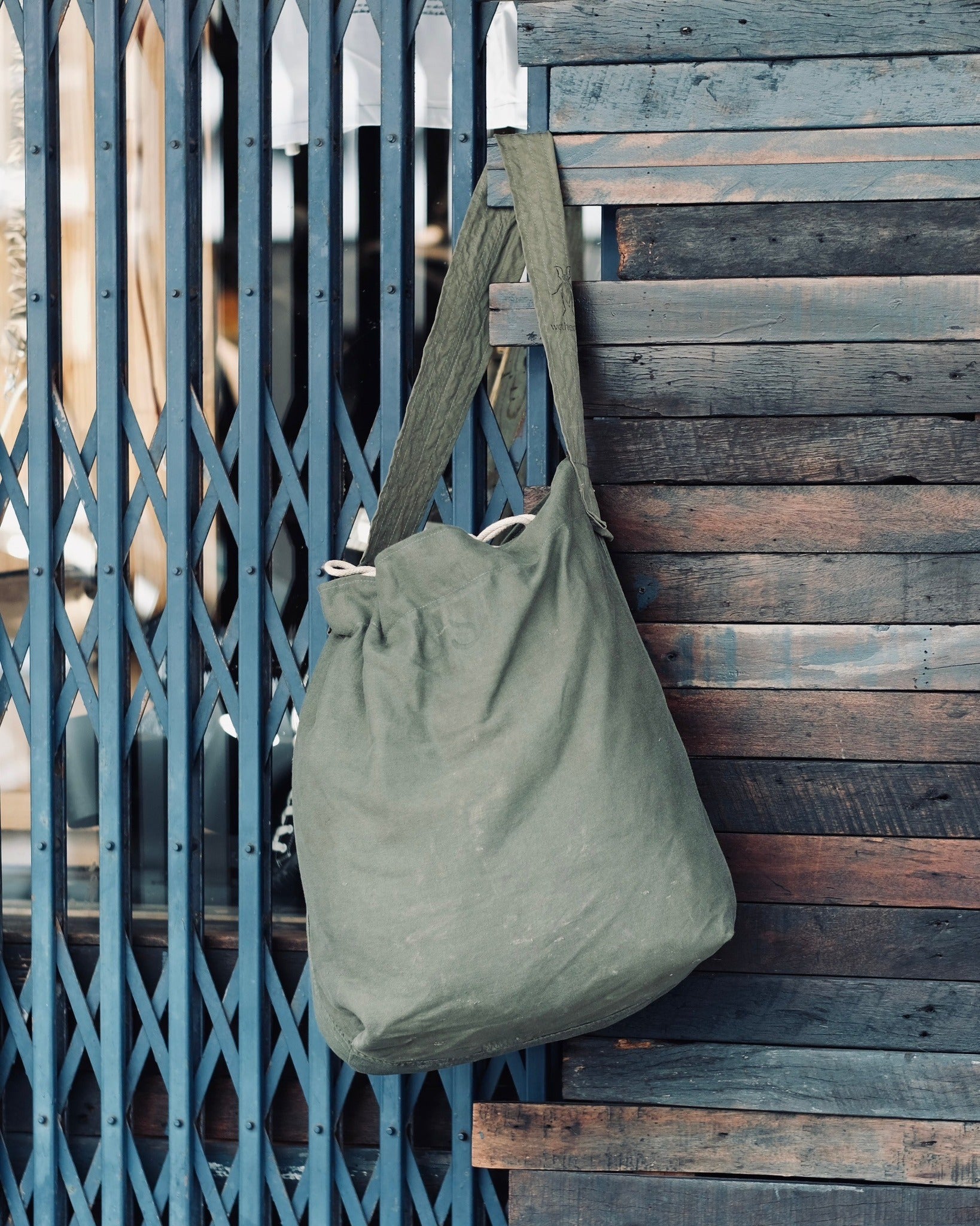 US MILITARY VINTAGE LAUNDRY BAG REMAKE SHOULDER BAG - VINTAGE