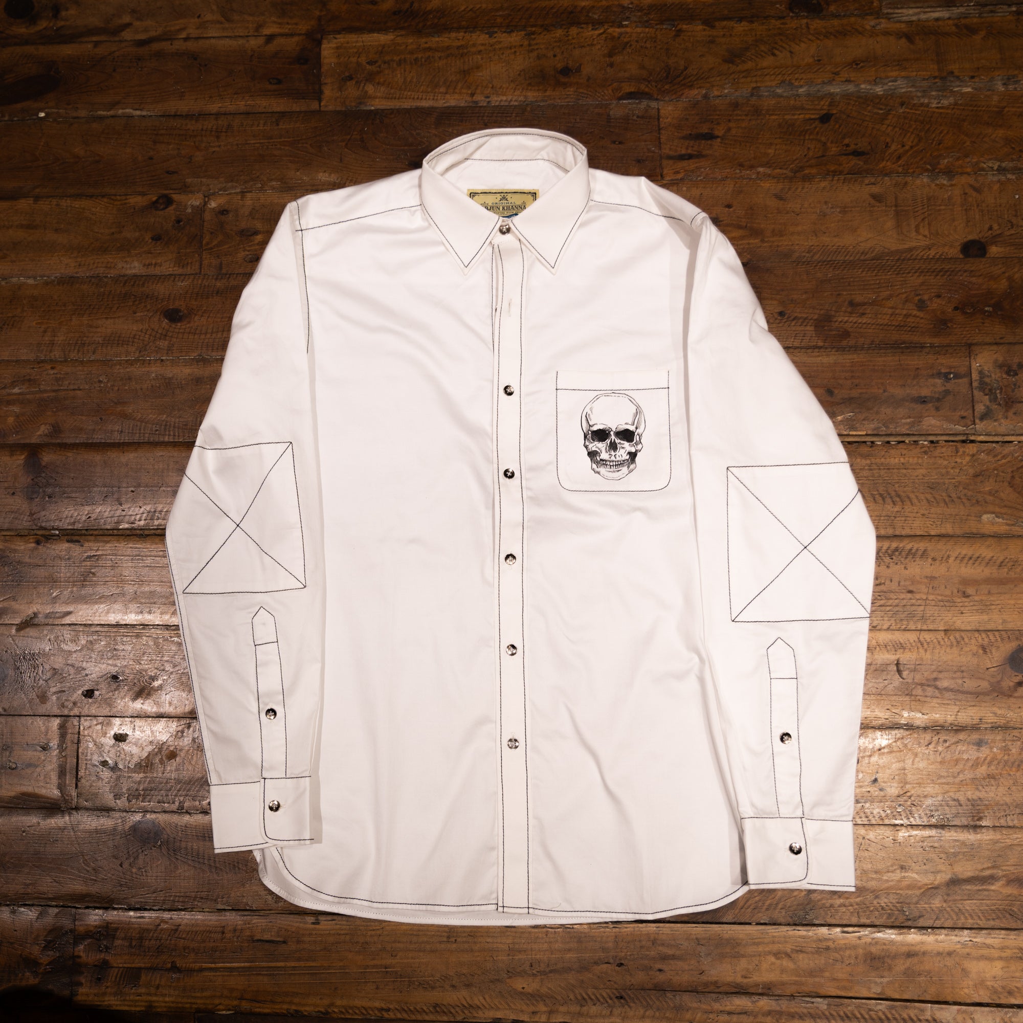 AK/PR/LOT1/SHRT042 Handpainted Skull & Vertebrae Back Cotton Shirt (White) - WHITE