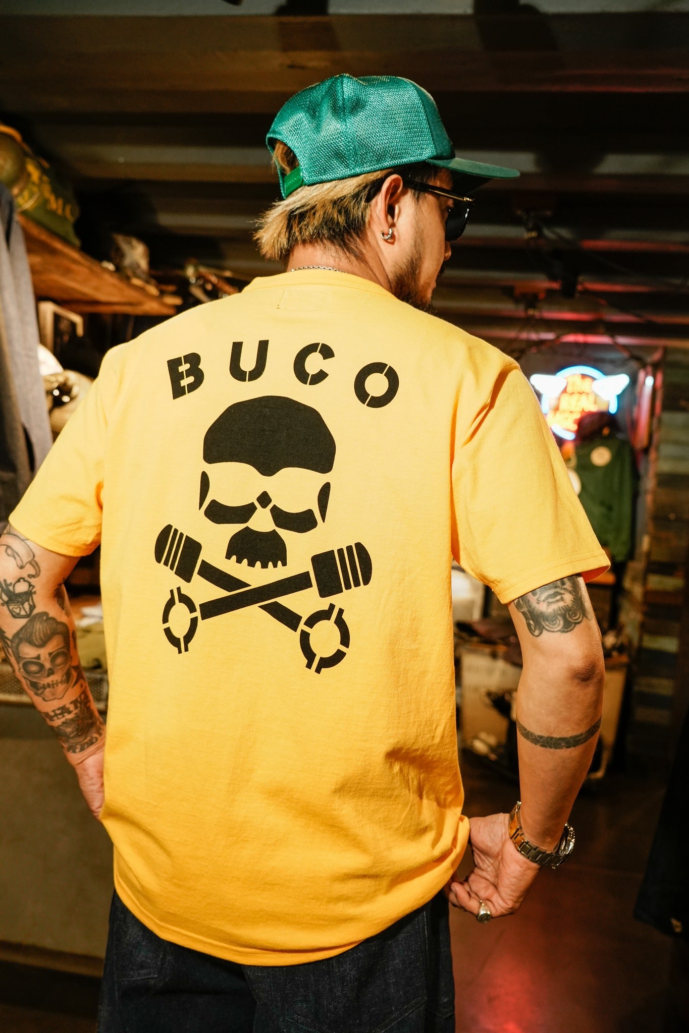 BC25003 BUCO TEE / SKULL PISTON - YELLOW