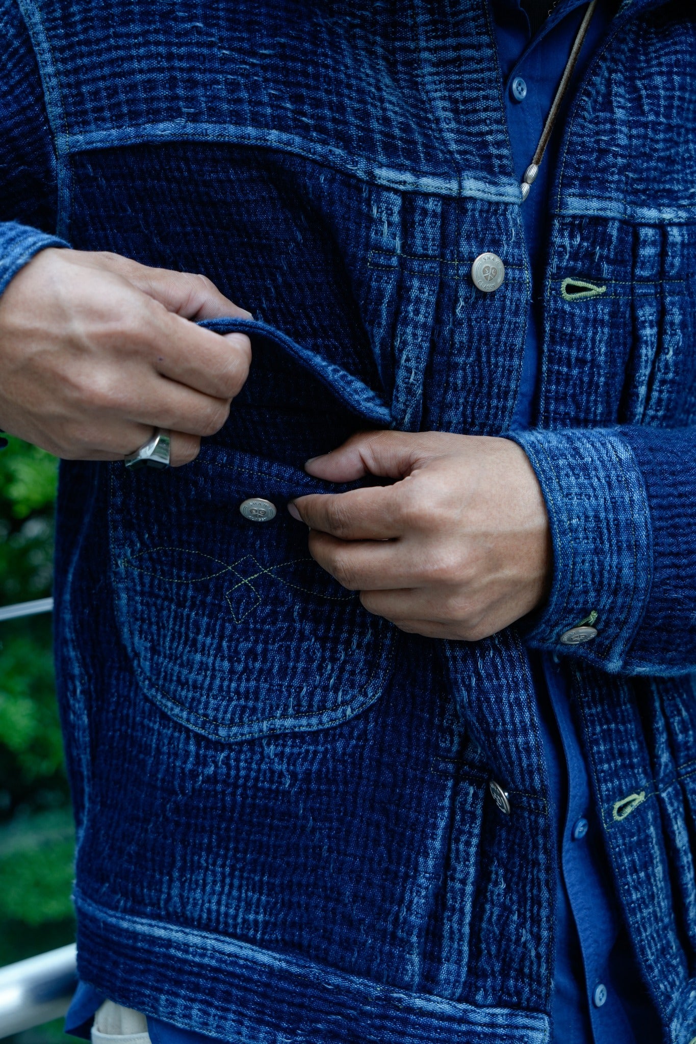 HEAVY SASHIKO CROPPED JACKET - INDIGO