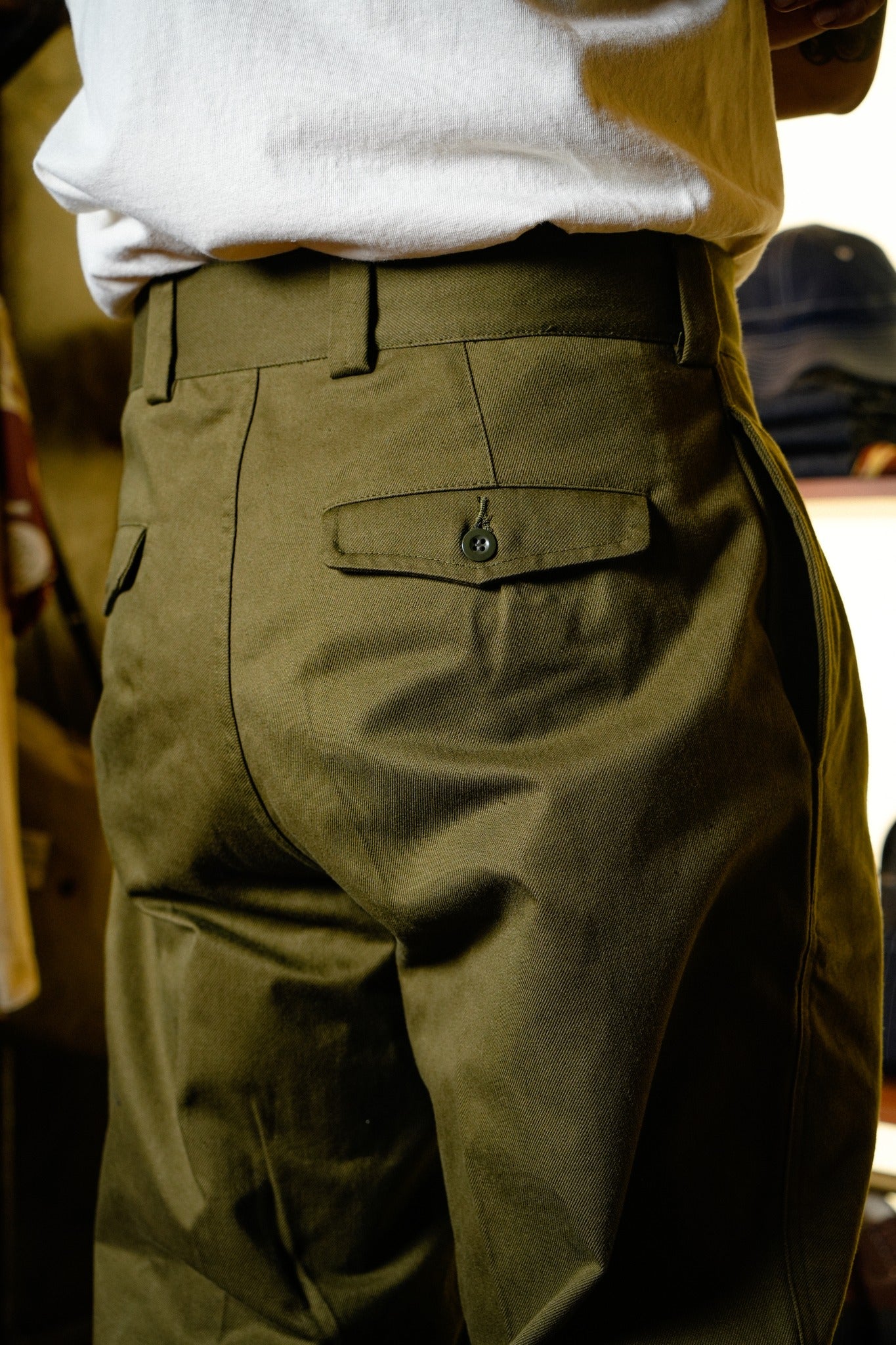 10141 FRENCH M-52 CHINO TROUSERS - OLIVE