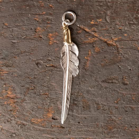EFNL-0047-L 18K EAGLE HEAD KAZEKIRI FEATHER