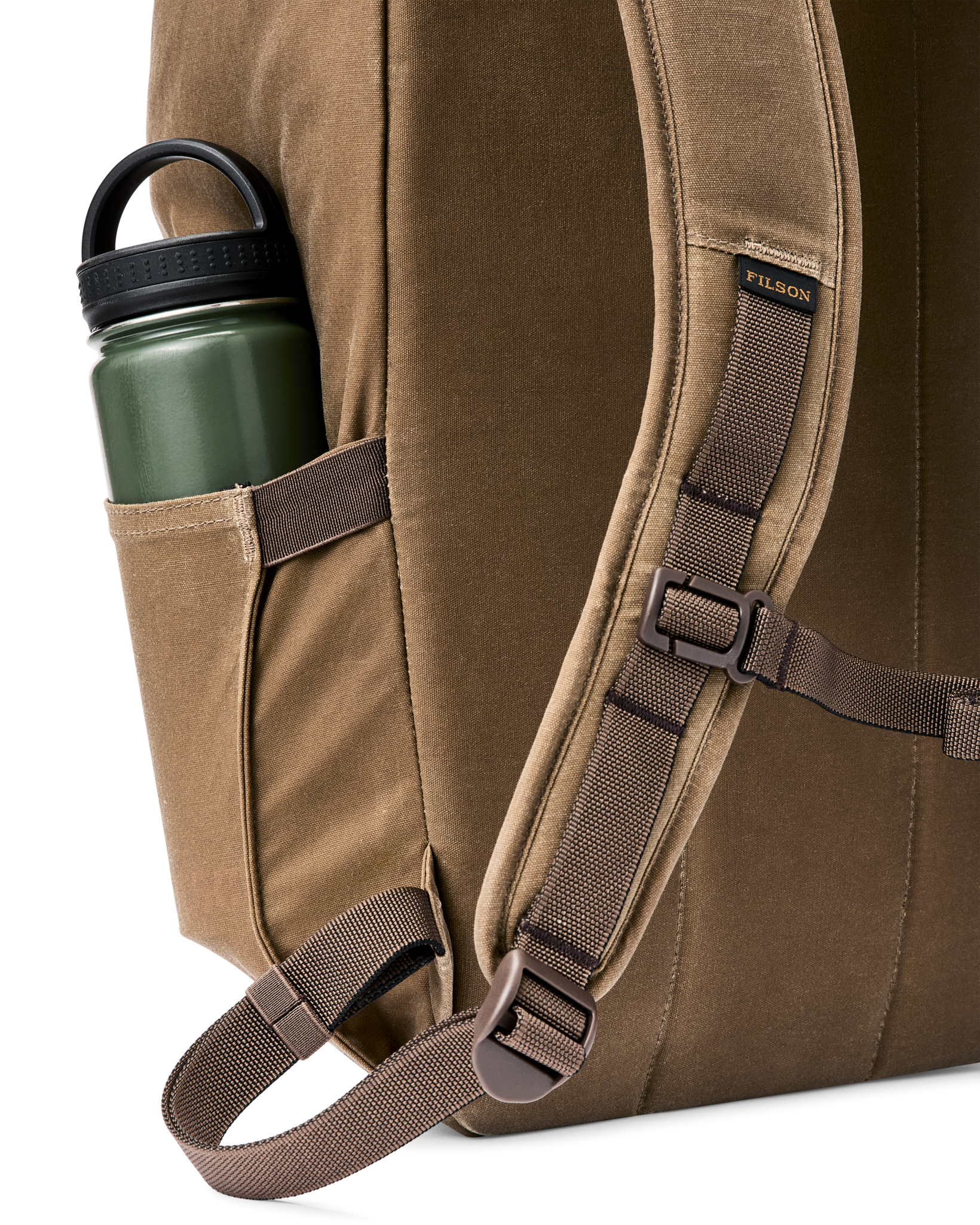 TRAPPER CREEK 28L BACKPACK - DARK TAN