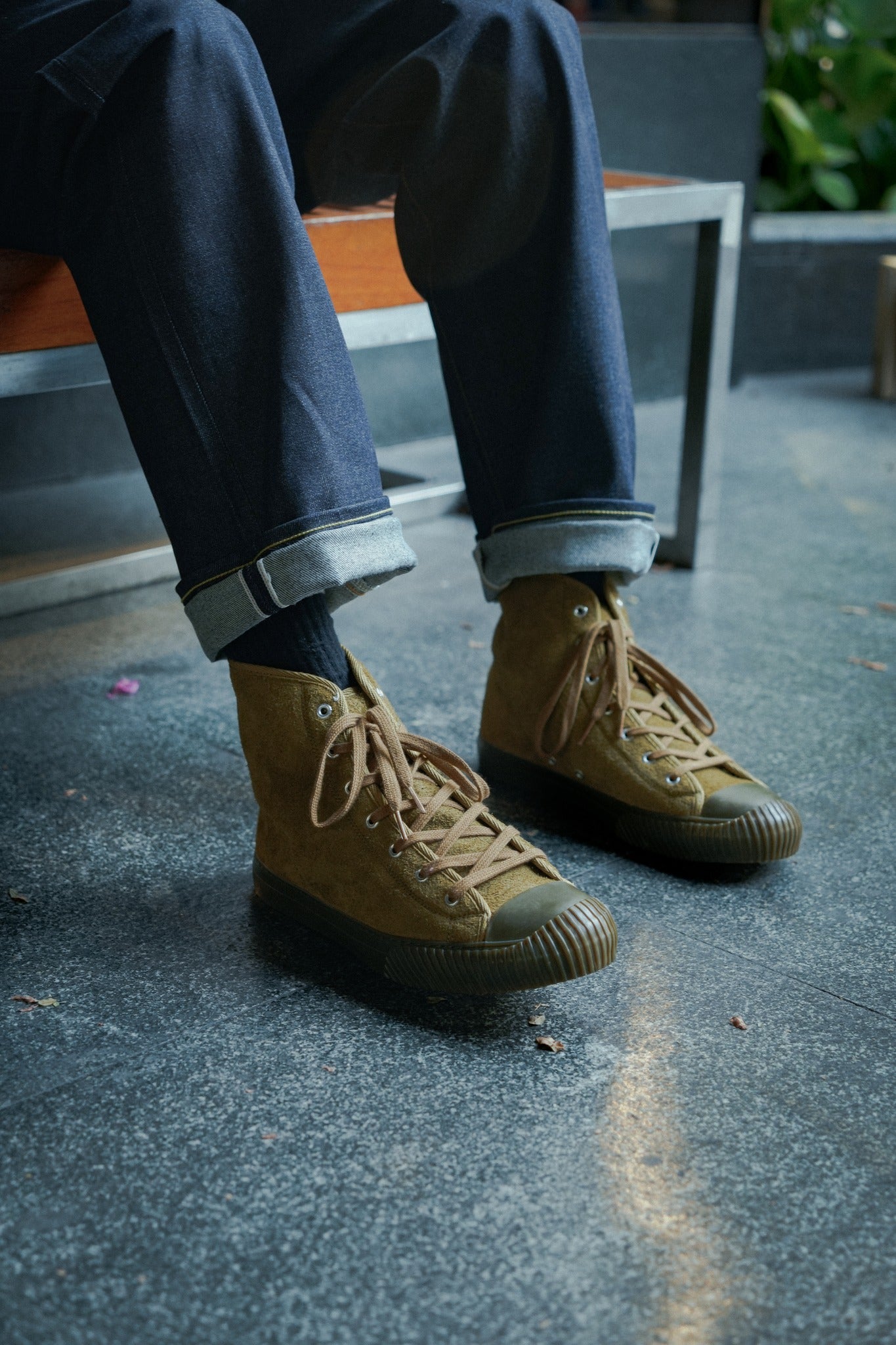 M-03H - SUEDE CAMEL OLIVE