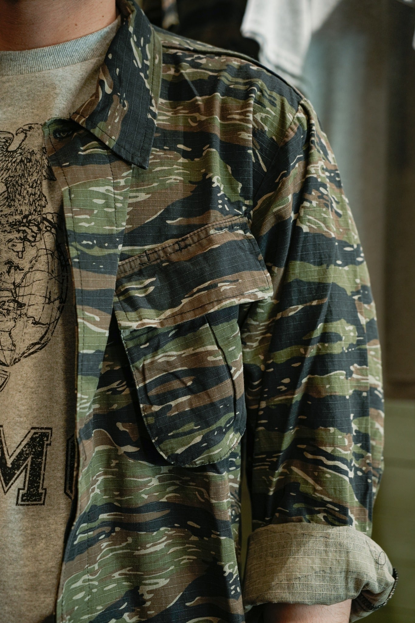 VINTAGE VIETNAM FATIGUE RIP-STOP SHIRT - TIGER STRIPE CAMO
